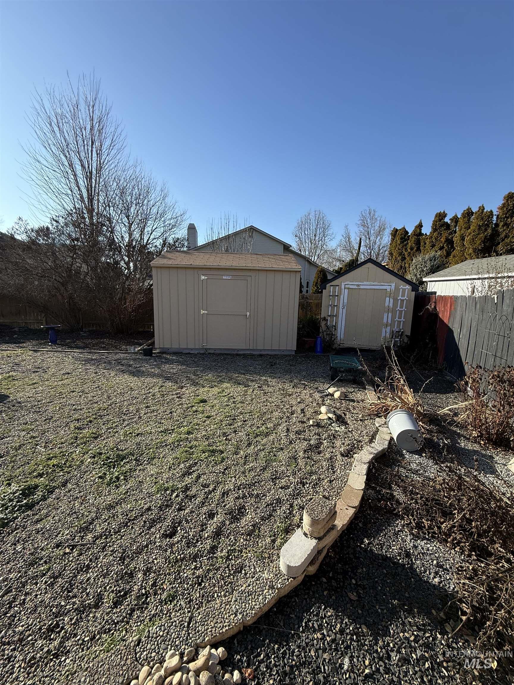 6171 N Willowdale, Garden City, Idaho 83714, 3 Bedrooms, 2 Bathrooms, Residential For Sale, Price $450,000,MLS 98973024