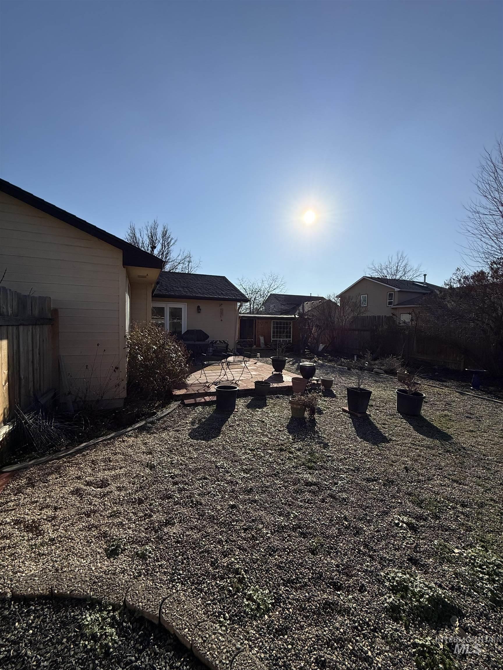 6171 N Willowdale, Garden City, Idaho 83714, 3 Bedrooms, 2 Bathrooms, Residential For Sale, Price $450,000,MLS 98973024