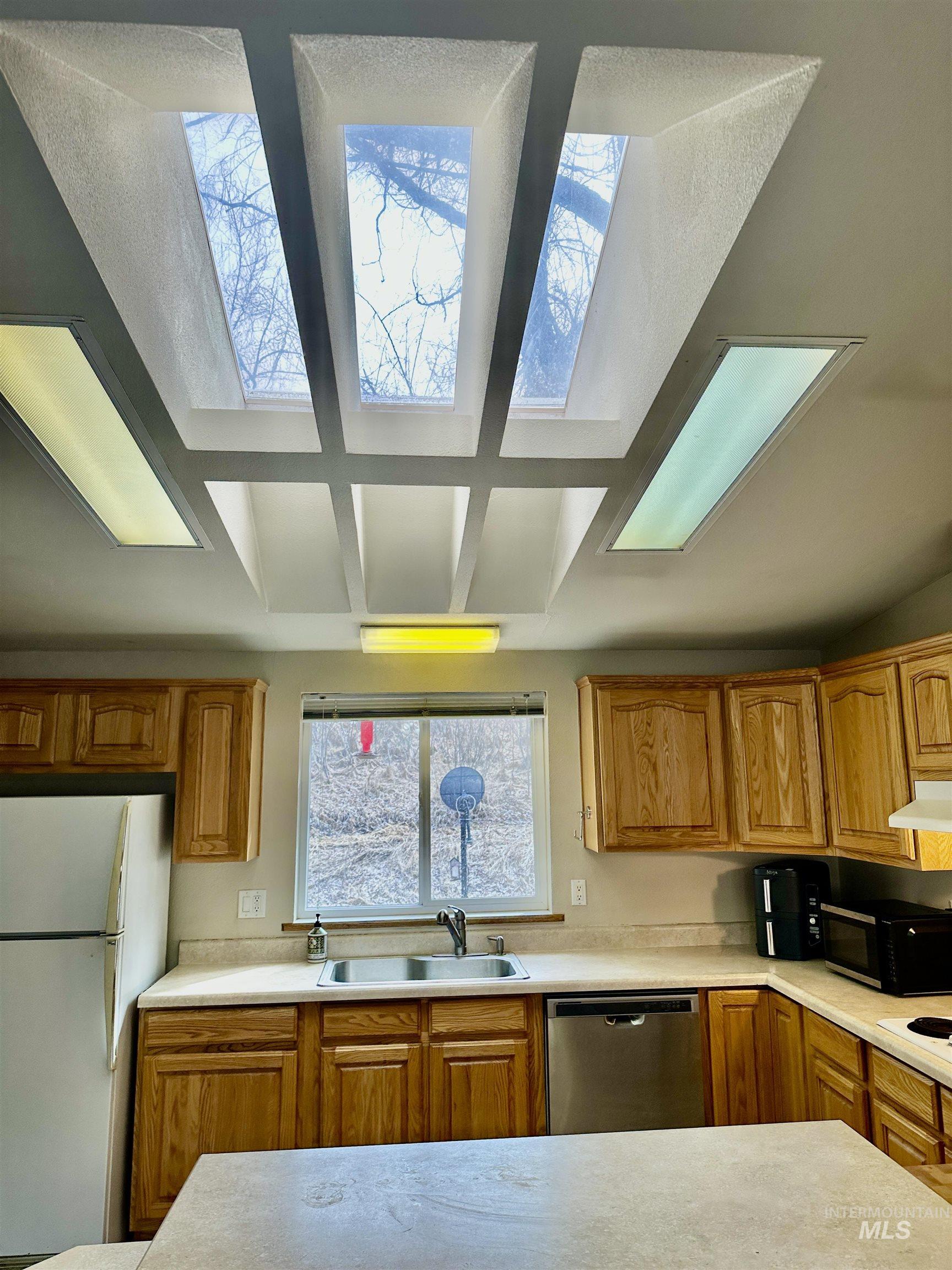 1089 Wallen Road, Moscow, Idaho 83843, 3 Bedrooms, 2 Bathrooms, Residential For Sale, Price $459,000,MLS 98973026