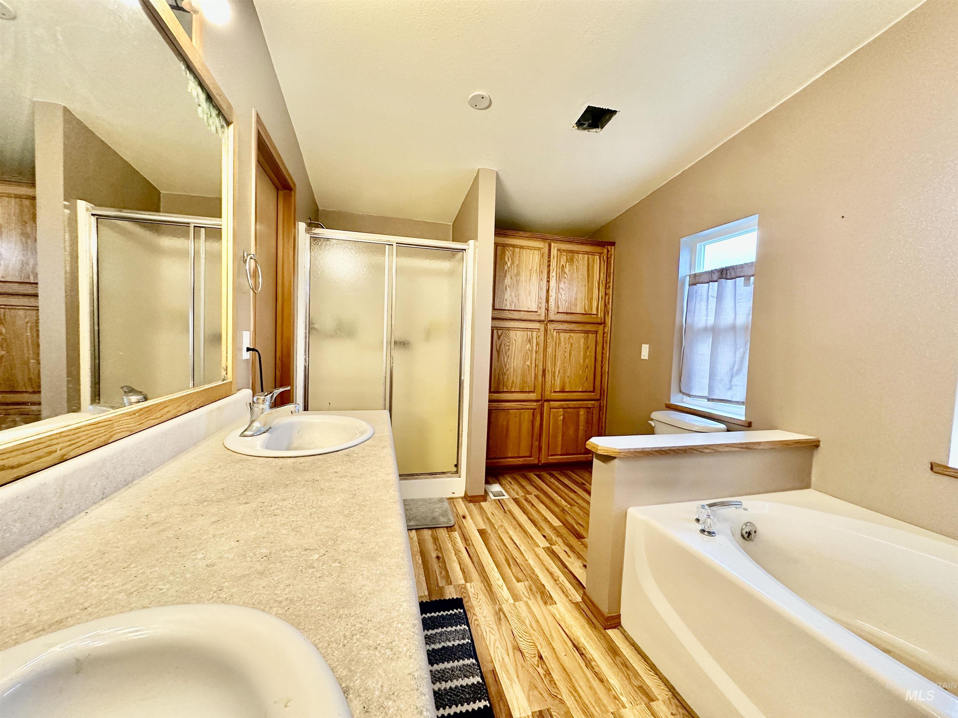 1089 Wallen Road, Moscow, Idaho 83843, 3 Bedrooms, 2 Bathrooms, Residential For Sale, Price $459,000,MLS 98973026