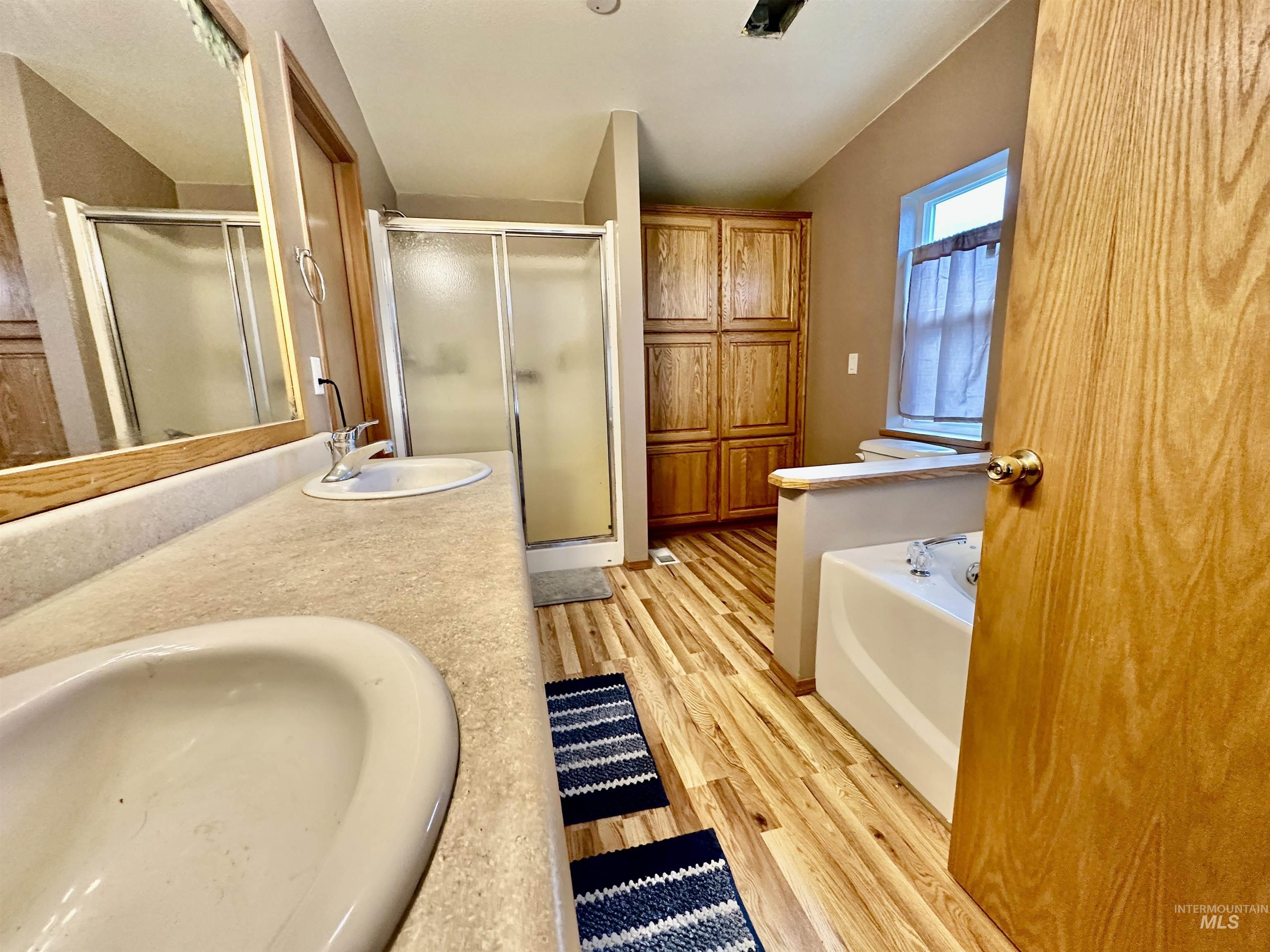 1089 Wallen Road, Moscow, Idaho 83843, 3 Bedrooms, 2 Bathrooms, Residential For Sale, Price $459,000,MLS 98973026