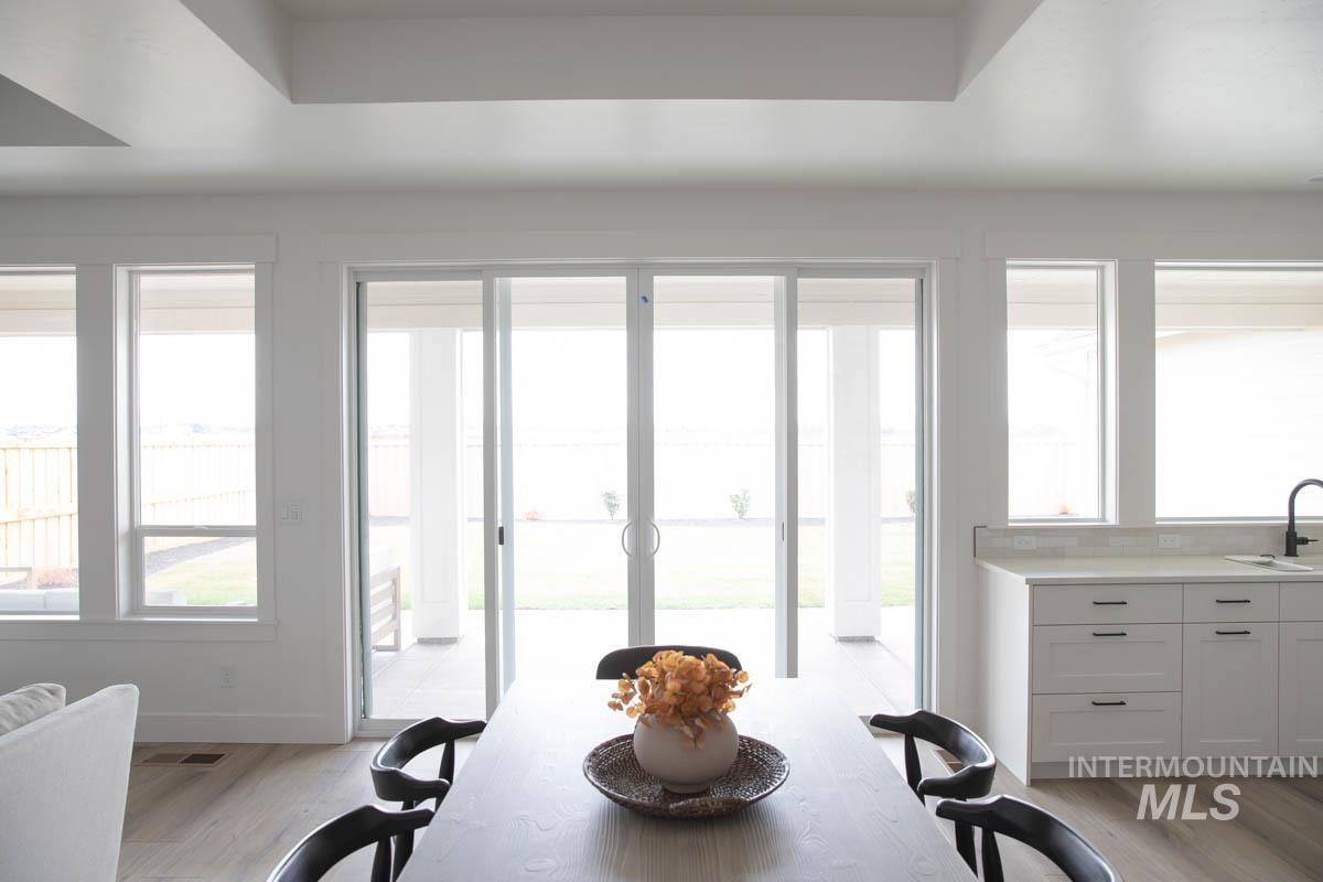 2545 E Cavern Way, Meridian, Idaho 83642, 4 Bedrooms, 3.5 Bathrooms, Residential For Sale, Price $899,900,MLS 98973028