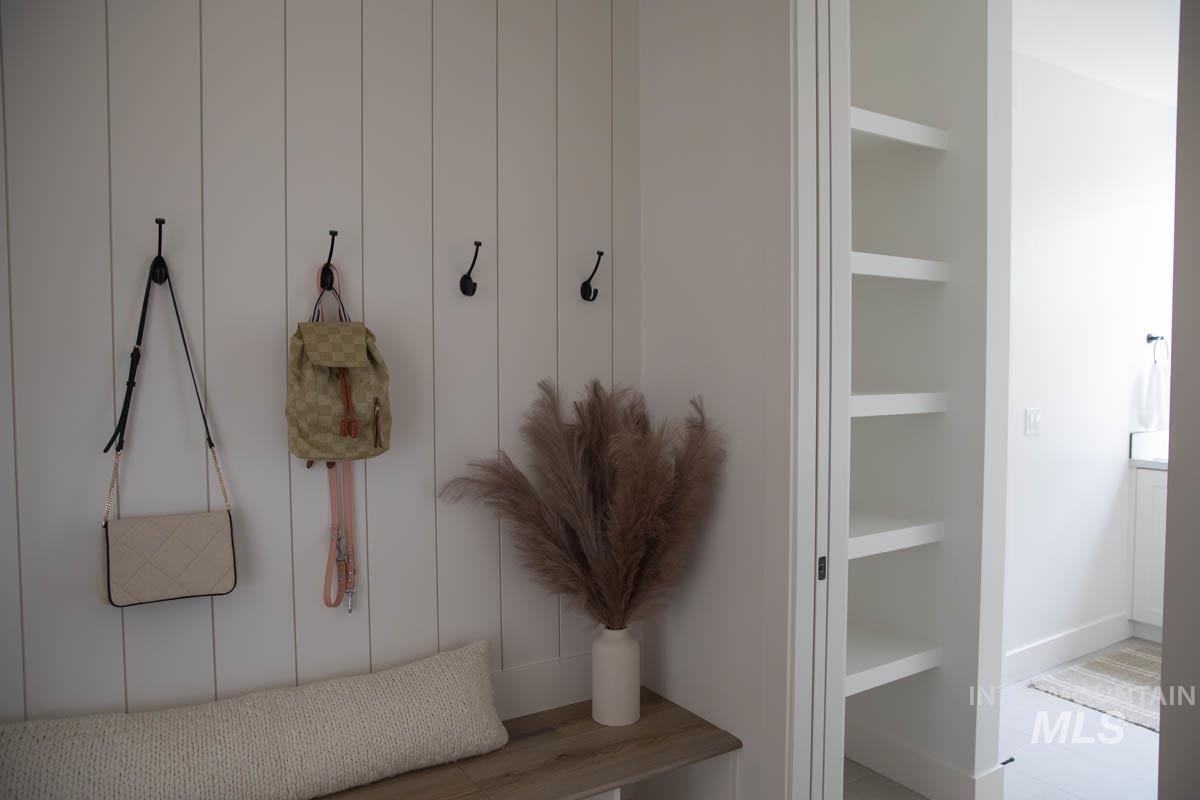 2545 E Cavern Way, Meridian, Idaho 83642, 4 Bedrooms, 3.5 Bathrooms, Residential For Sale, Price $899,900,MLS 98973028