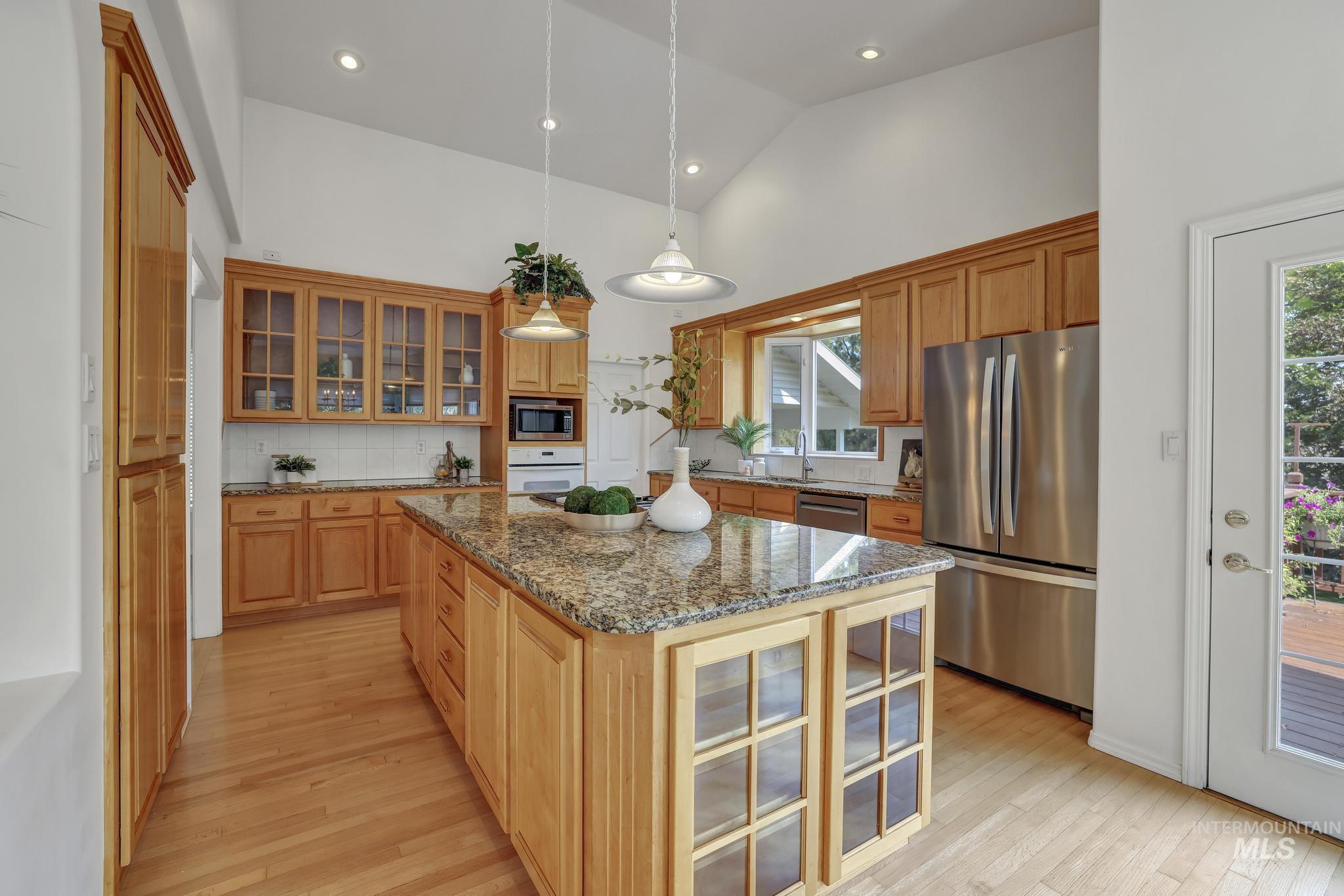 3652 Cedar Draw Lane, Filer, Idaho 83328, 5 Bedrooms, 3.5 Bathrooms, Residential For Sale, Price $1,199,000,MLS 98973034