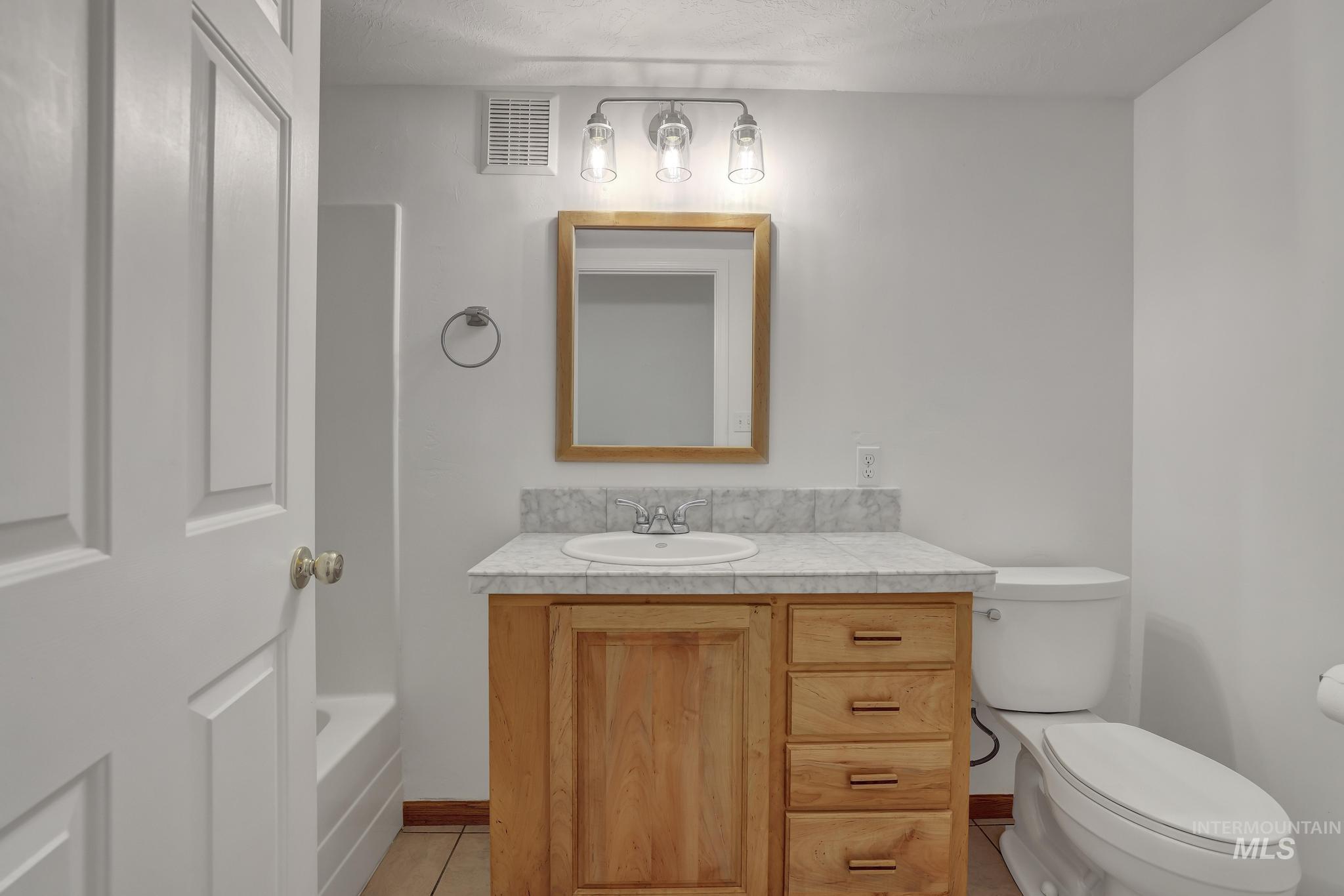 3652 Cedar Draw Lane, Filer, Idaho 83328, 5 Bedrooms, 3.5 Bathrooms, Residential For Sale, Price $1,199,000,MLS 98973034