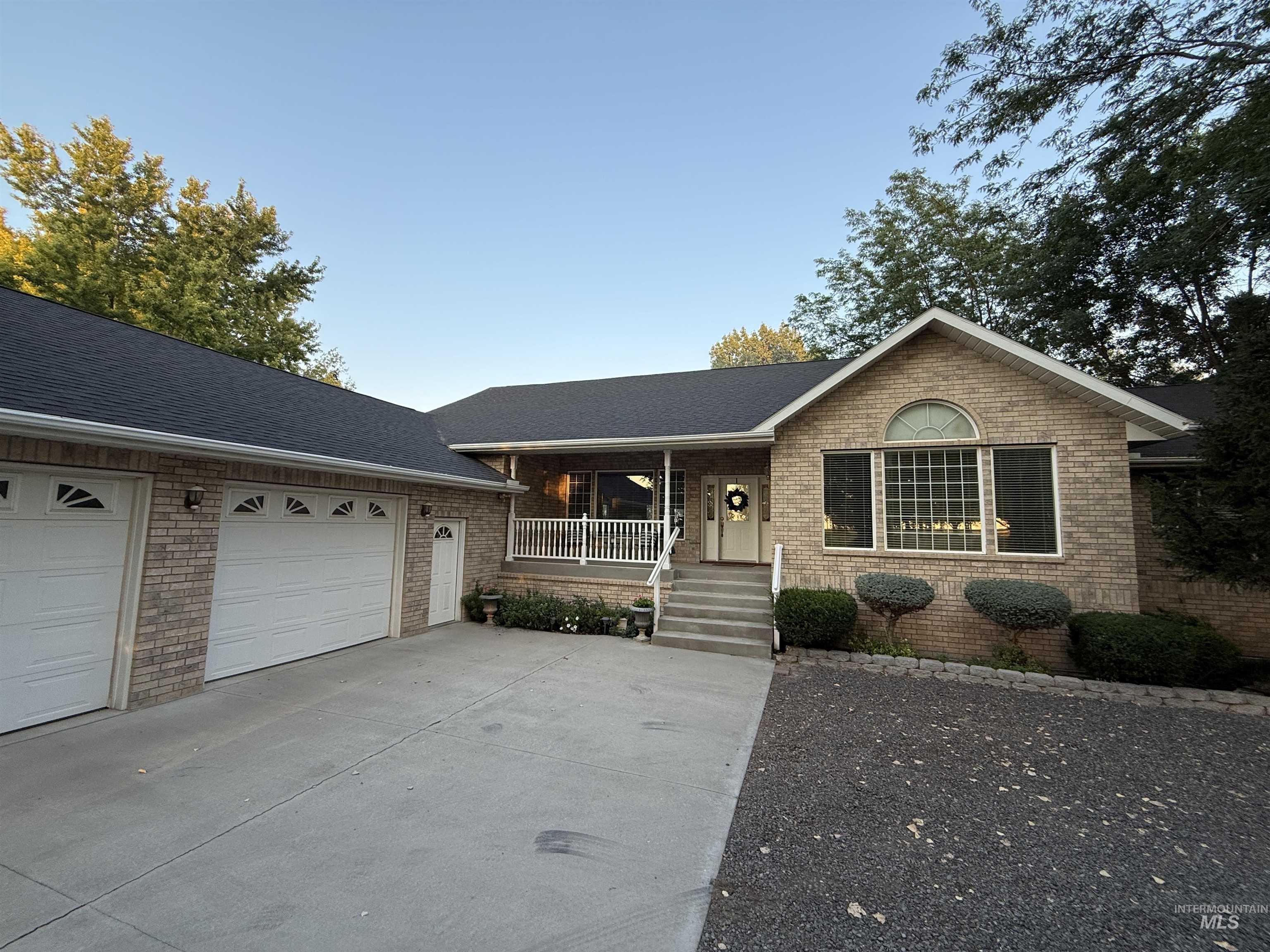 3652 Cedar Draw Lane, Filer, Idaho 83328, 5 Bedrooms, 3.5 Bathrooms, Residential For Sale, Price $1,199,000,MLS 98973034