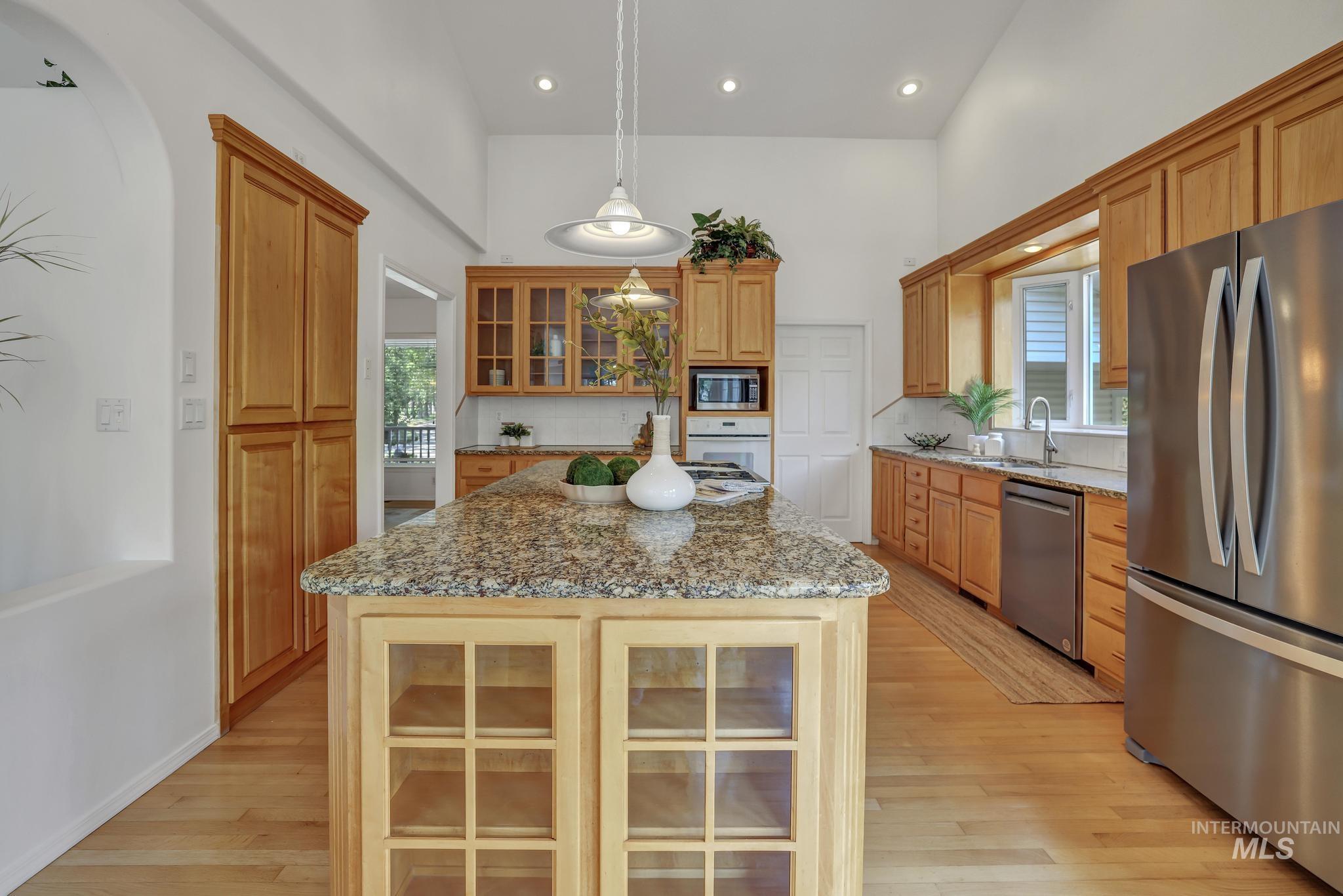 3652 Cedar Draw Lane, Filer, Idaho 83328, 5 Bedrooms, 3.5 Bathrooms, Residential For Sale, Price $1,199,000,MLS 98973034