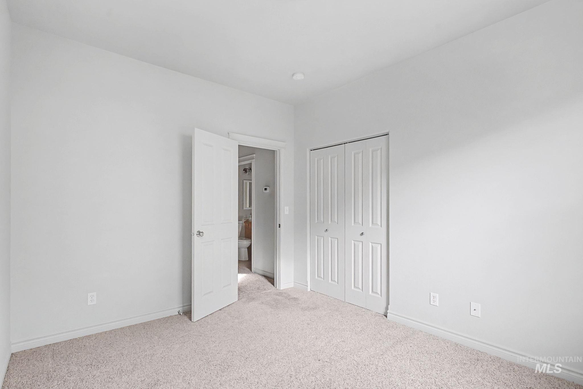 1103 Liberty Circle, Clarkston, Washington 99403, 3 Bedrooms, 2 Bathrooms, Residential For Sale, Price $356,000,MLS 98973039