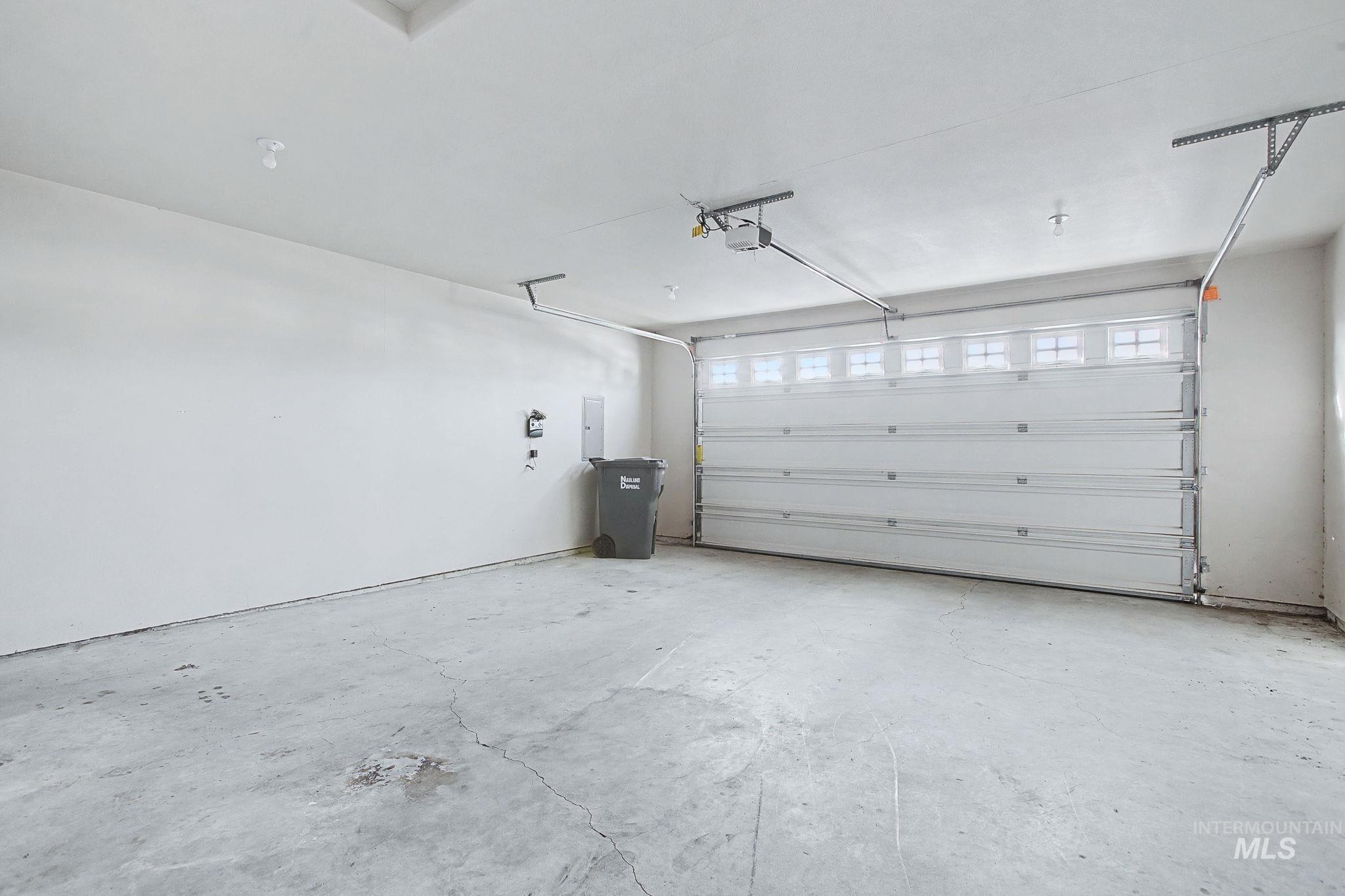 1103 Liberty Circle, Clarkston, Washington 99403, 3 Bedrooms, 2 Bathrooms, Residential For Sale, Price $356,000,MLS 98973039