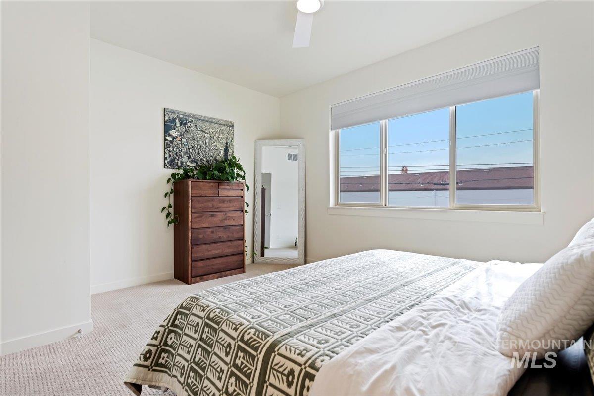 1621 W Idaho St, Boise, Idaho 83702-5226, 2 Bedrooms, 2 Bathrooms, Residential For Sale, Price $644,000,MLS 98973040