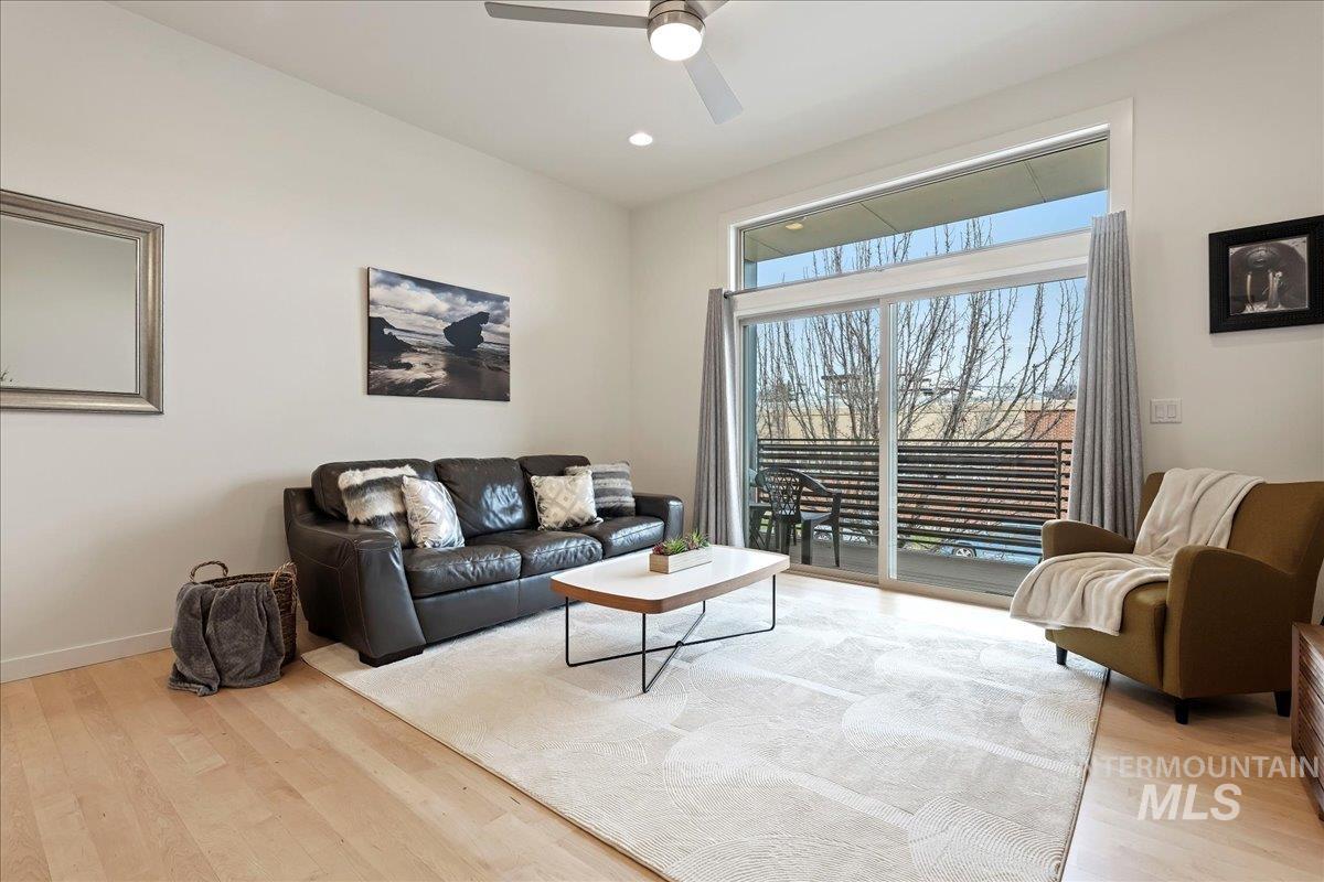 1621 W Idaho St, Boise, Idaho 83702-5226, 2 Bedrooms, 2 Bathrooms, Residential For Sale, Price $619,000,MLS 98973040