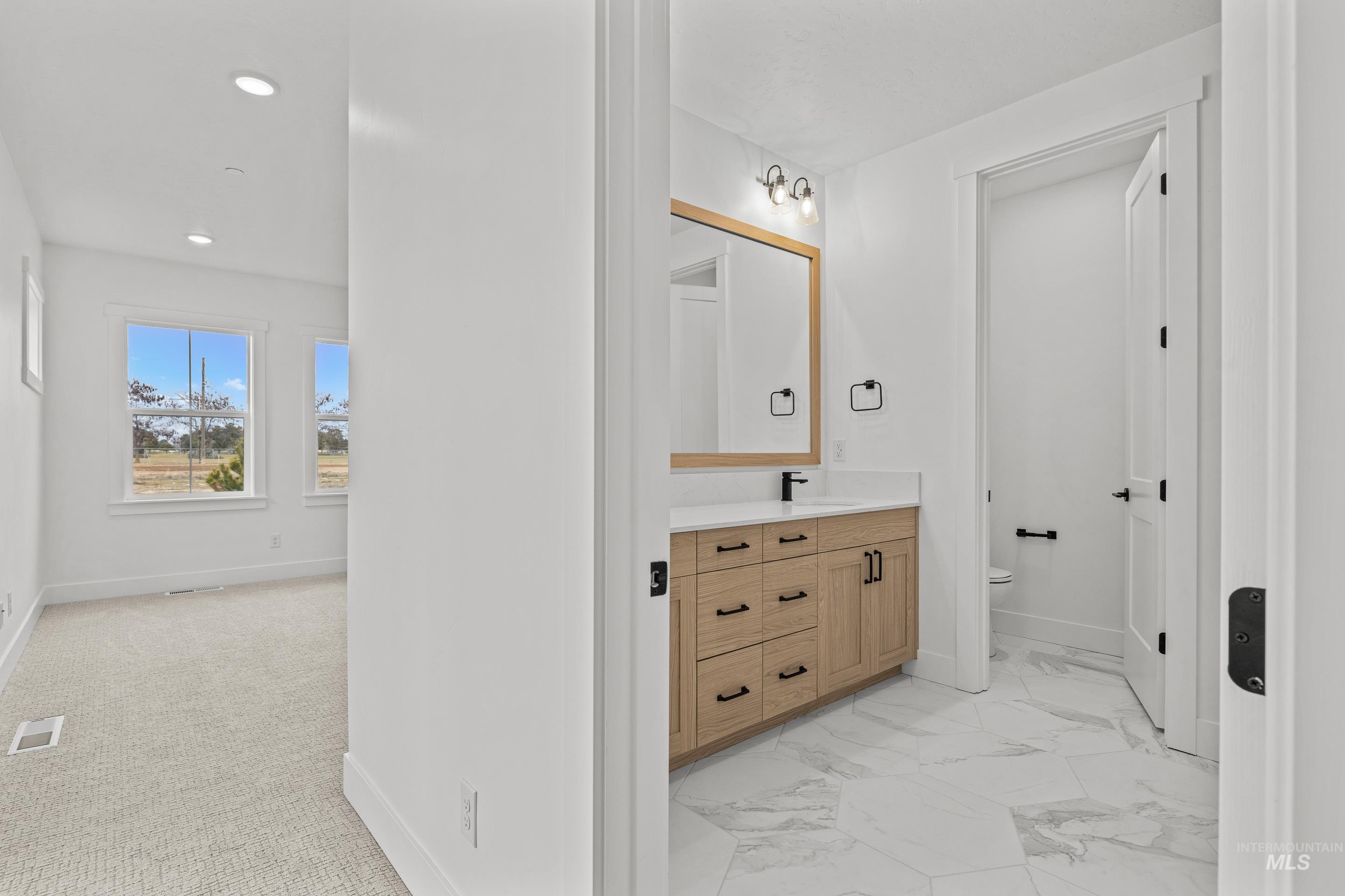 15380 Juniperwood Drive, Caldwell, Idaho 83607, 4 Bedrooms, 2.5 Bathrooms, Residential For Sale, Price $1,070,000,MLS 98973042