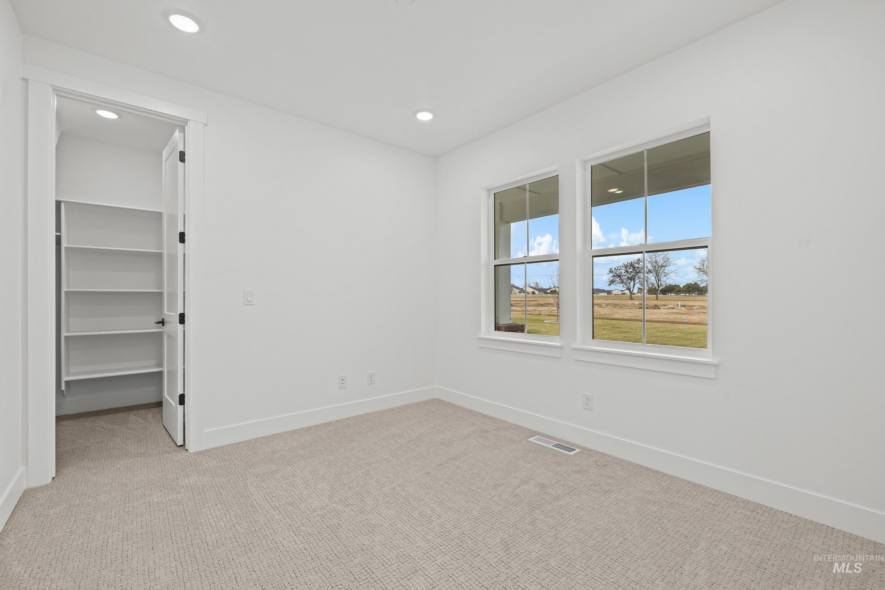 15380 Juniperwood Drive, Caldwell, Idaho 83607, 4 Bedrooms, 2.5 Bathrooms, Residential For Sale, Price $1,070,000,MLS 98973042