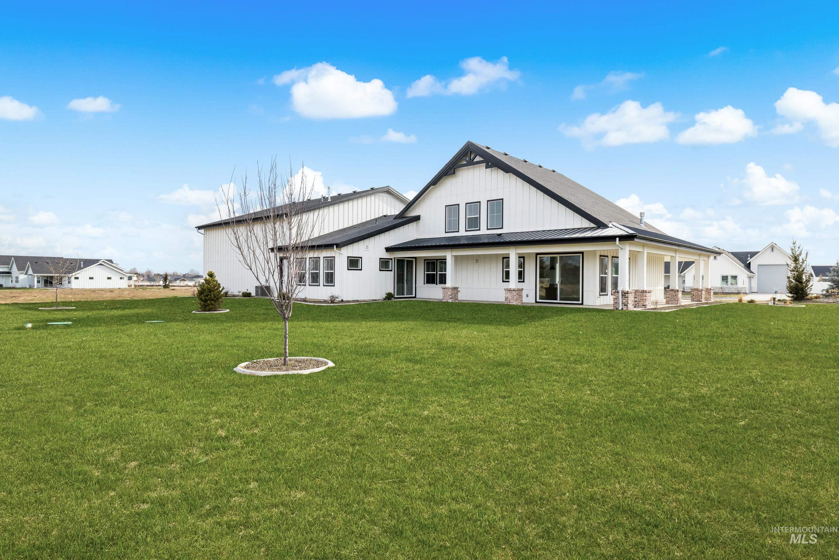 15380 Juniperwood Drive, Caldwell, Idaho 83607, 4 Bedrooms, 2.5 Bathrooms, Residential For Sale, Price $1,070,000,MLS 98973042