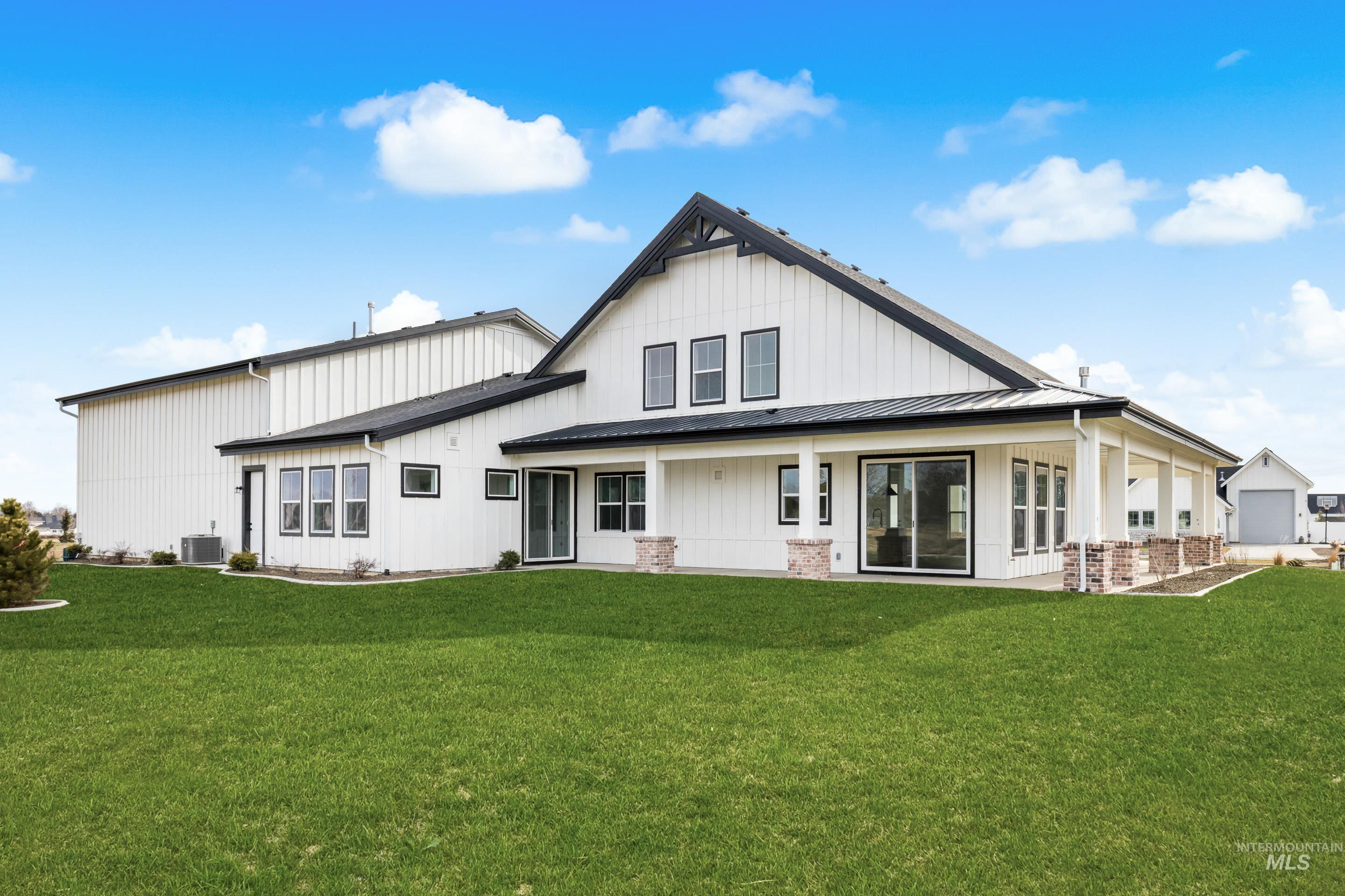 15380 Juniperwood Drive, Caldwell, Idaho 83607, 4 Bedrooms, 2.5 Bathrooms, Residential For Sale, Price $1,070,000,MLS 98973042