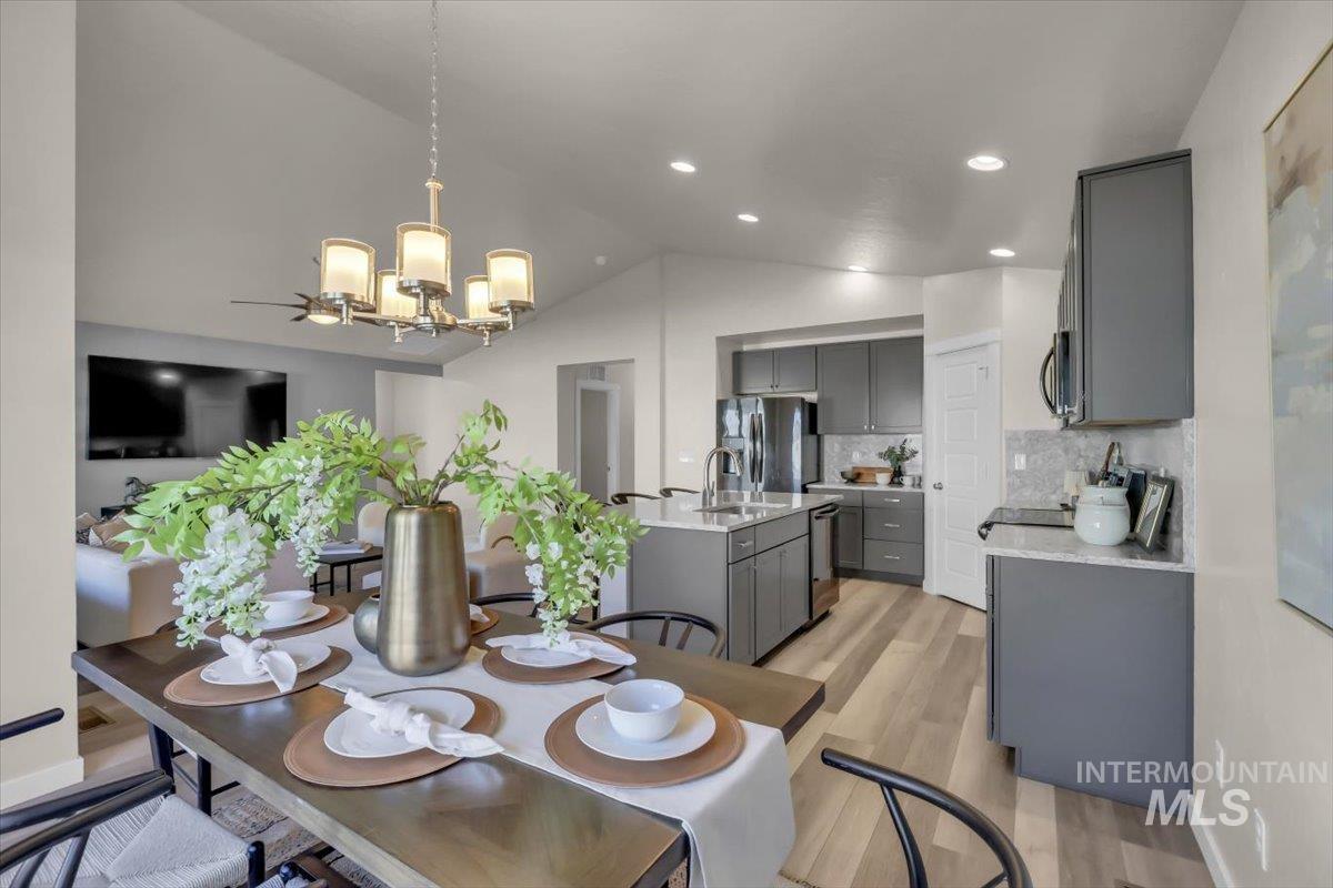 3357 S Barletta Ave., Meridian, Idaho 83642, 3 Bedrooms, 2 Bathrooms, Residential For Sale, Price $429,990,MLS 98973045