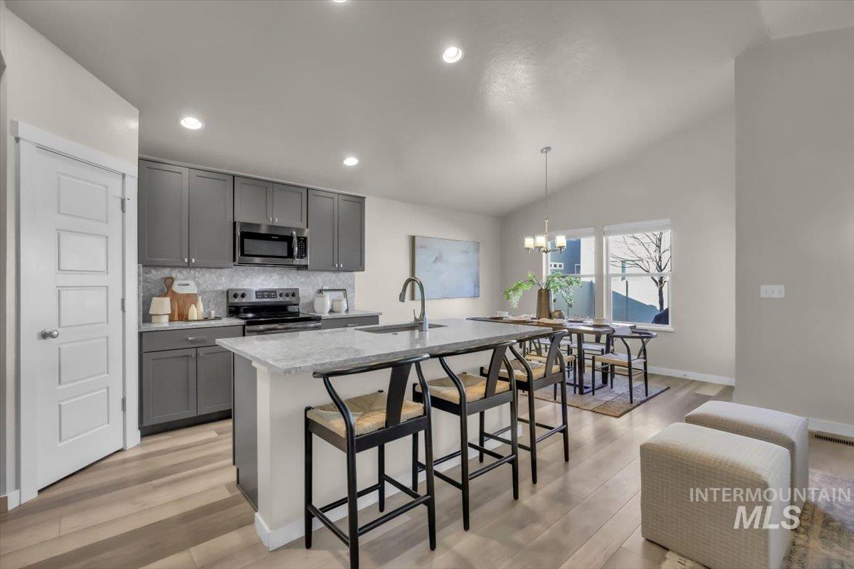 3357 S Barletta Ave., Meridian, Idaho 83642, 3 Bedrooms, 2 Bathrooms, Residential For Sale, Price $429,990,MLS 98973045