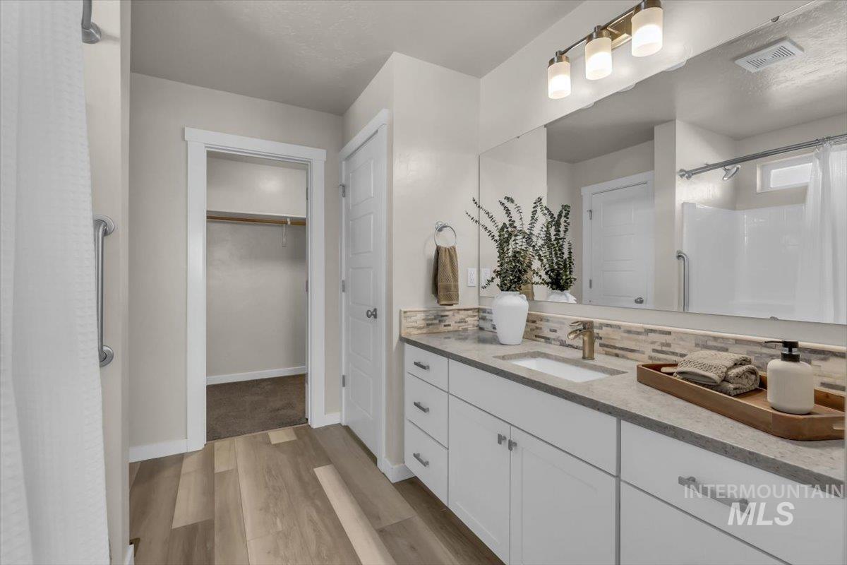 3357 S Barletta Ave., Meridian, Idaho 83642, 3 Bedrooms, 2 Bathrooms, Residential For Sale, Price $429,990,MLS 98973045