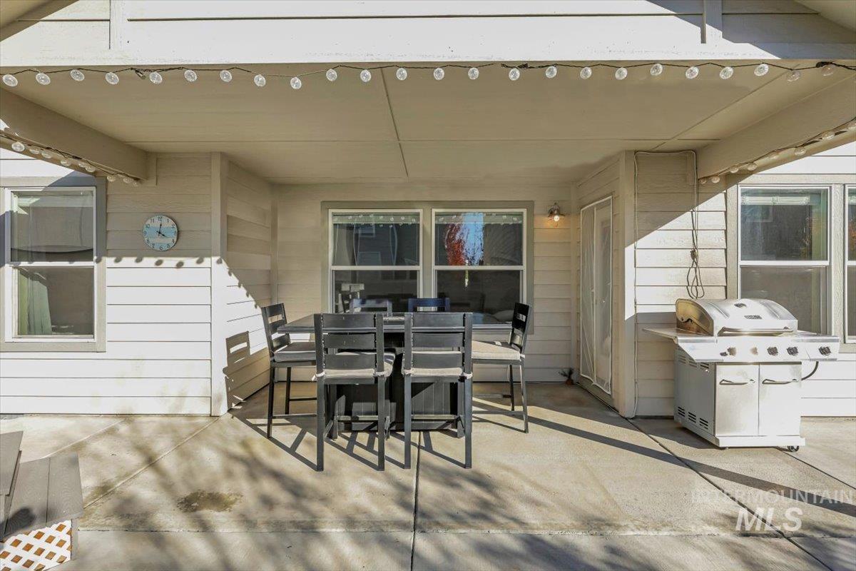 3357 S Barletta Ave., Meridian, Idaho 83642, 3 Bedrooms, 2 Bathrooms, Residential For Sale, Price $429,990,MLS 98973045