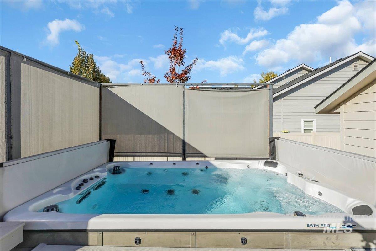 3357 S Barletta Ave., Meridian, Idaho 83642, 3 Bedrooms, 2 Bathrooms, Residential For Sale, Price $429,990,MLS 98973045