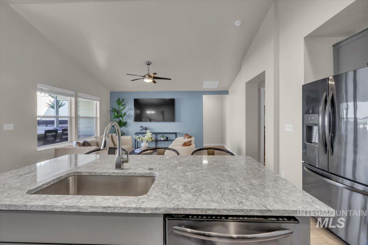 3357 S Barletta Ave., Meridian, Idaho 83642, 3 Bedrooms, 2 Bathrooms, Residential For Sale, Price $429,990,MLS 98973045