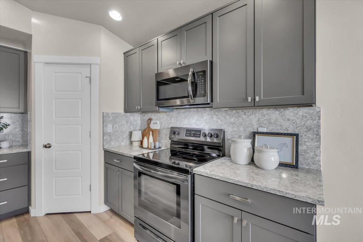 3357 S Barletta Ave., Meridian, Idaho 83642, 3 Bedrooms, 2 Bathrooms, Residential For Sale, Price $429,990,MLS 98973045