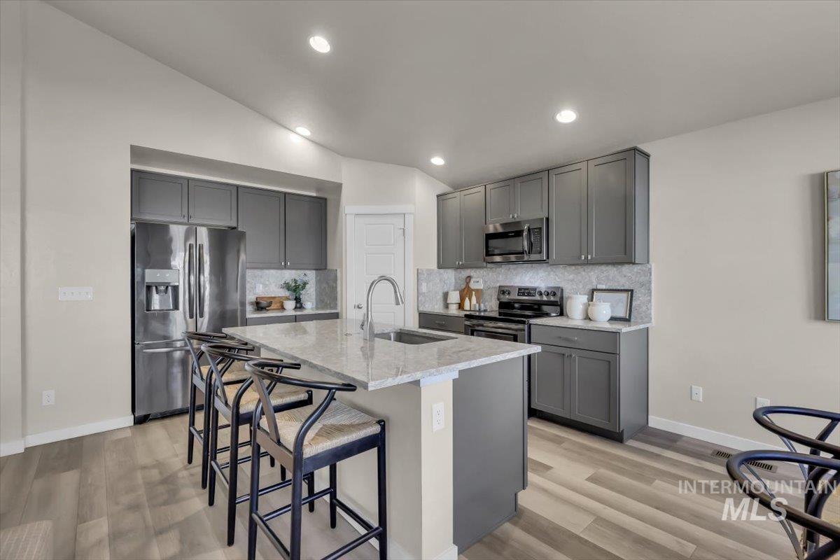 3357 S Barletta Ave., Meridian, Idaho 83642, 3 Bedrooms, 2 Bathrooms, Residential For Sale, Price $429,990,MLS 98973045