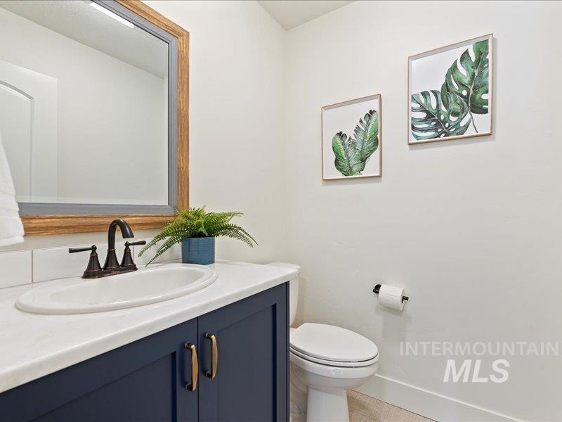 1367 N Willowick Ave, Eagle, Idaho 83616, 3 Bedrooms, 2.5 Bathrooms, Residential For Sale, Price $749,999,MLS 98973048