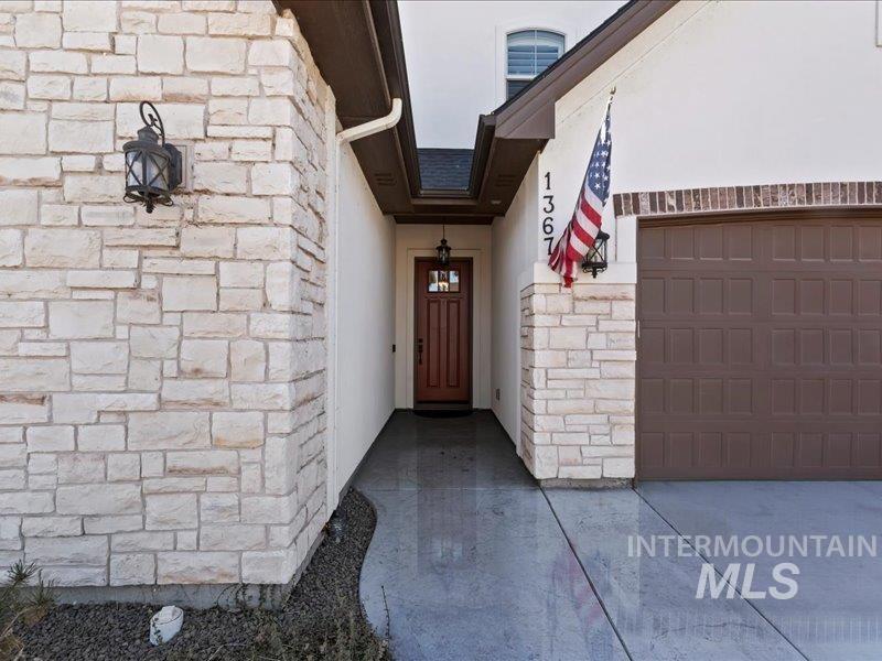 1367 N Willowick Ave, Eagle, Idaho 83616, 3 Bedrooms, 2.5 Bathrooms, Residential For Sale, Price $749,999,MLS 98973048