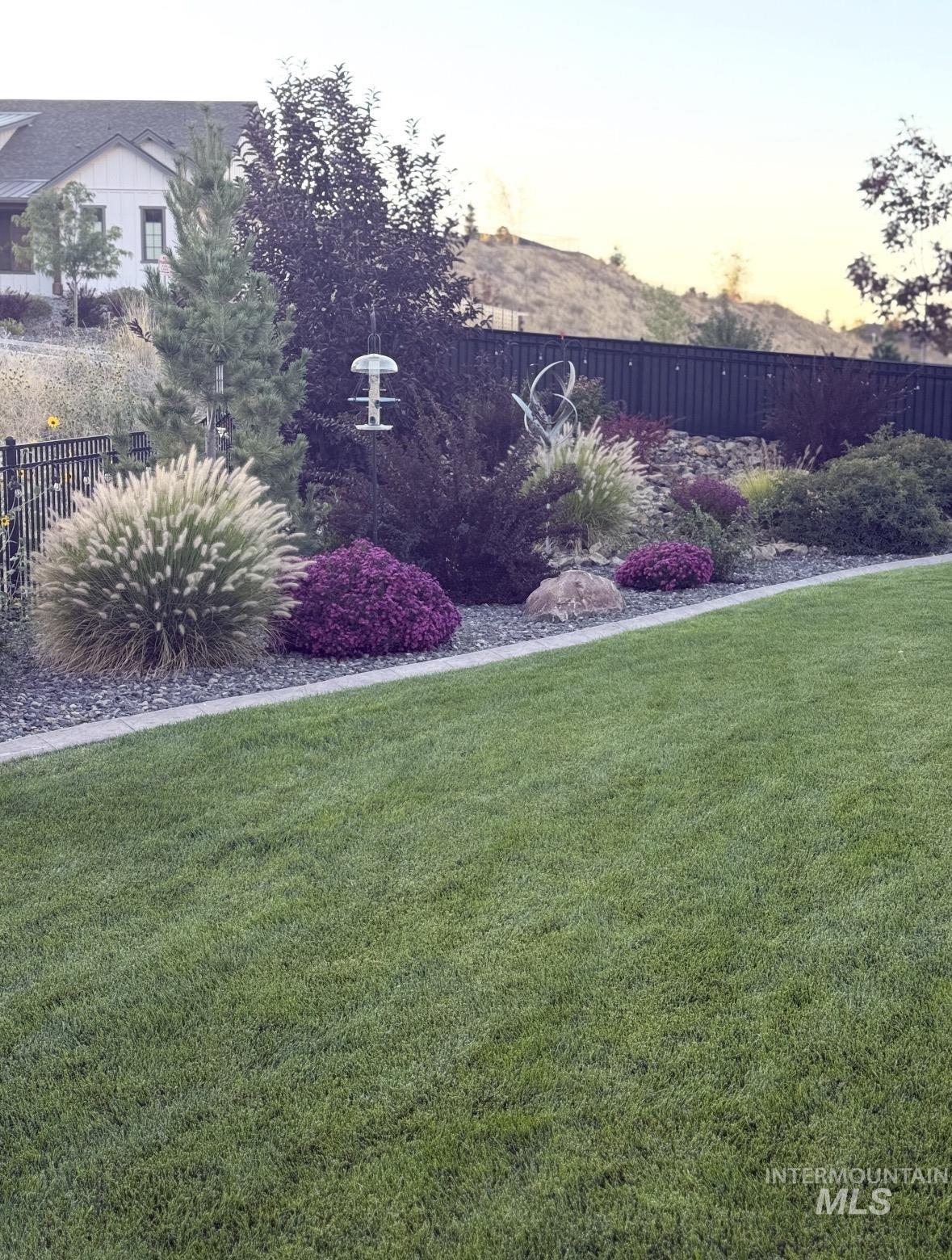 18051 N Burnt Car Pl, Boise, Idaho 83714, 3 Bedrooms, 2.5 Bathrooms, Residential For Sale, Price $889,000,MLS 98973049