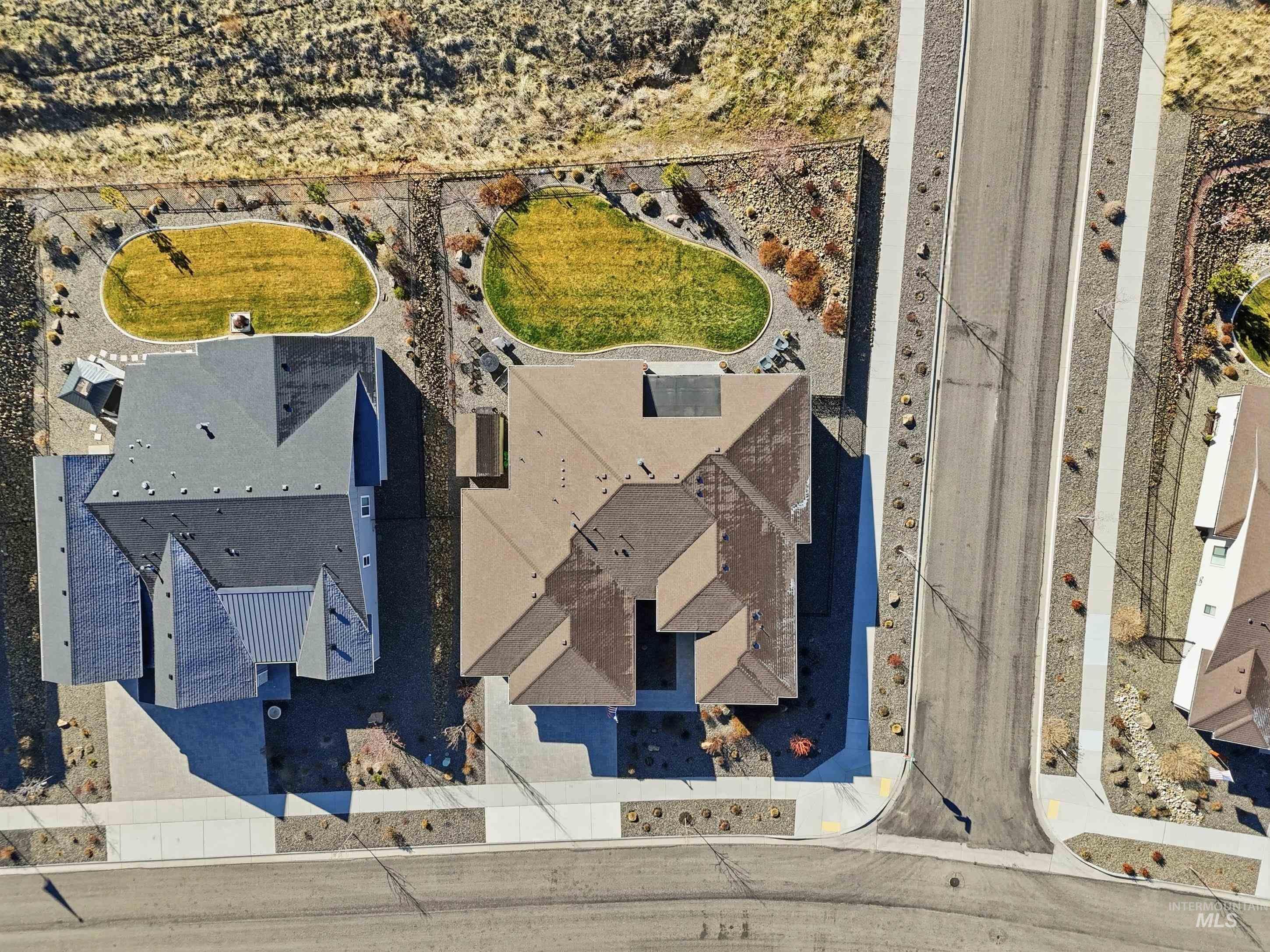 18051 N Burnt Car Pl, Boise, Idaho 83714, 3 Bedrooms, 2.5 Bathrooms, Residential For Sale, Price $910,000,MLS 98973049