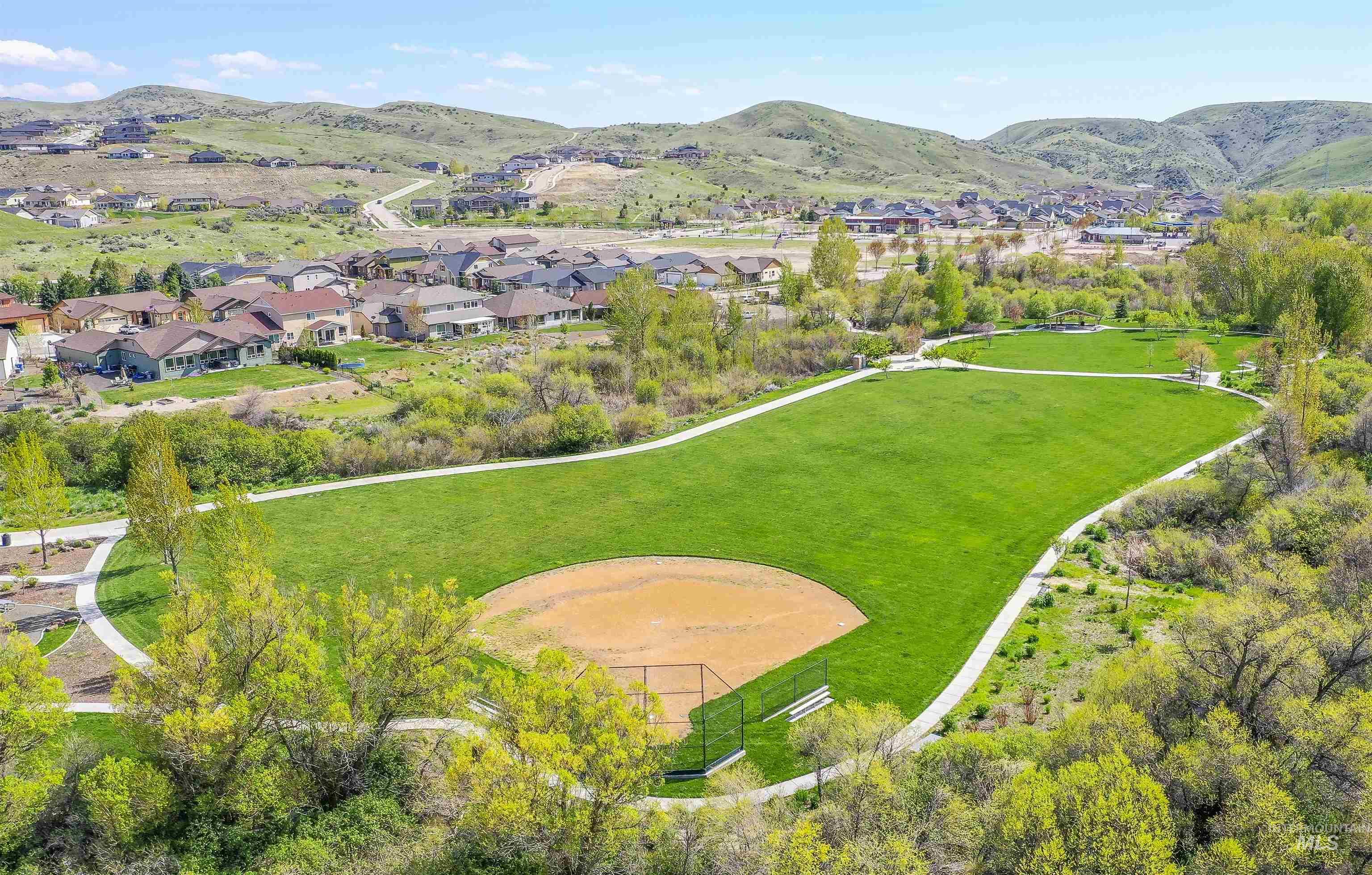 18051 N Burnt Car Pl, Boise, Idaho 83714, 3 Bedrooms, 2.5 Bathrooms, Residential For Sale, Price $889,000,MLS 98973049