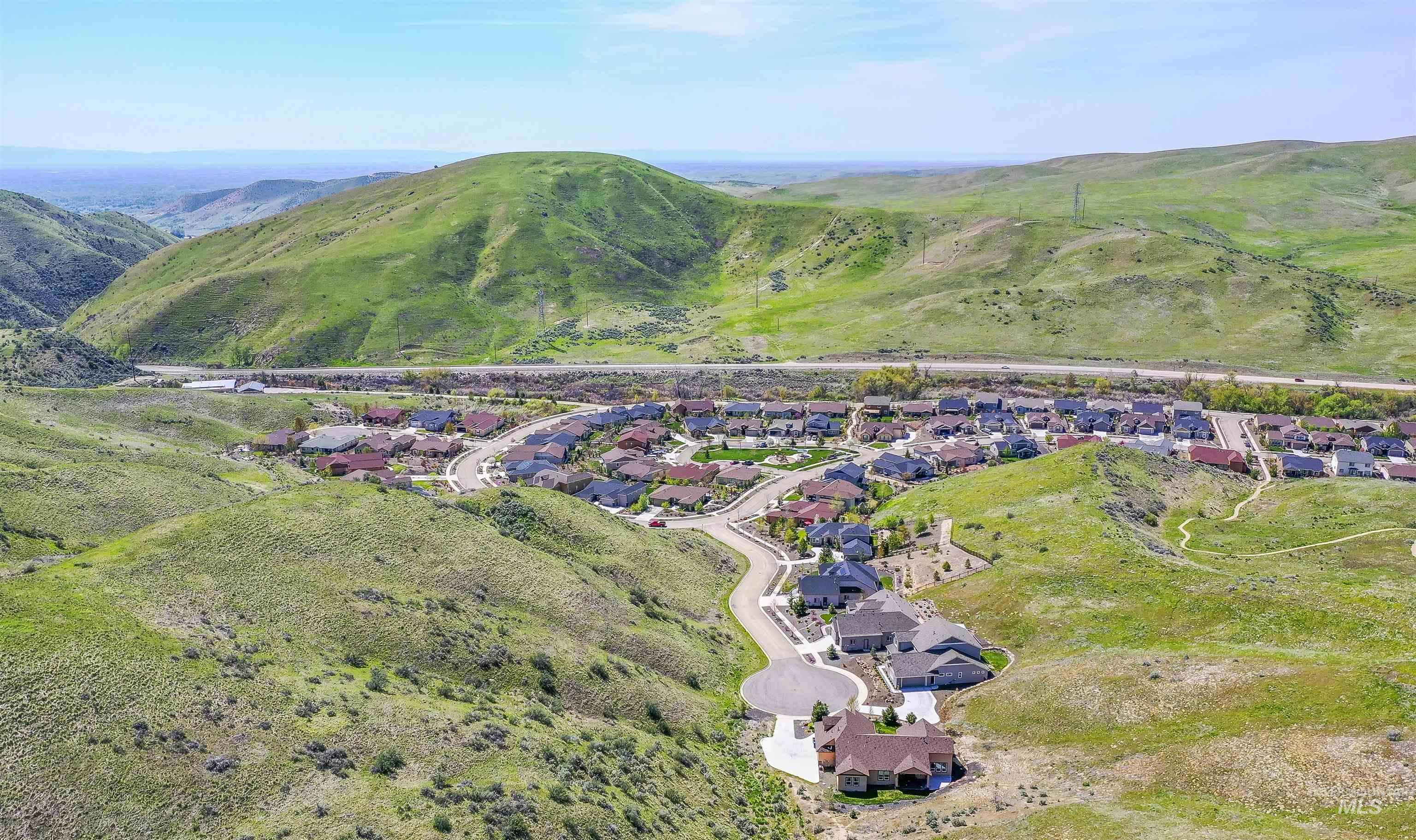 18051 N Burnt Car Pl, Boise, Idaho 83714, 3 Bedrooms, 2.5 Bathrooms, Residential For Sale, Price $889,000,MLS 98973049