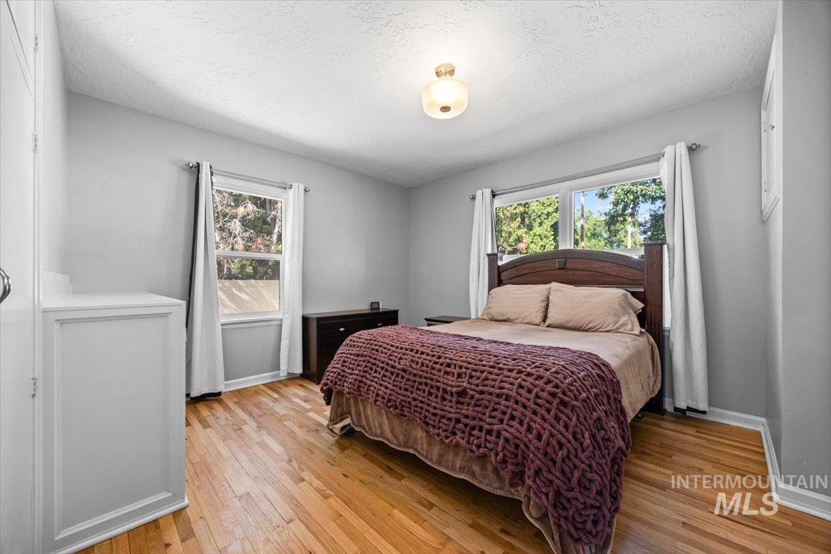 1802 S Kimball Ave, Caldwell, Idaho 83605, 4 Bedrooms, 2 Bathrooms, Residential For Sale, Price $440,000,MLS 98973050