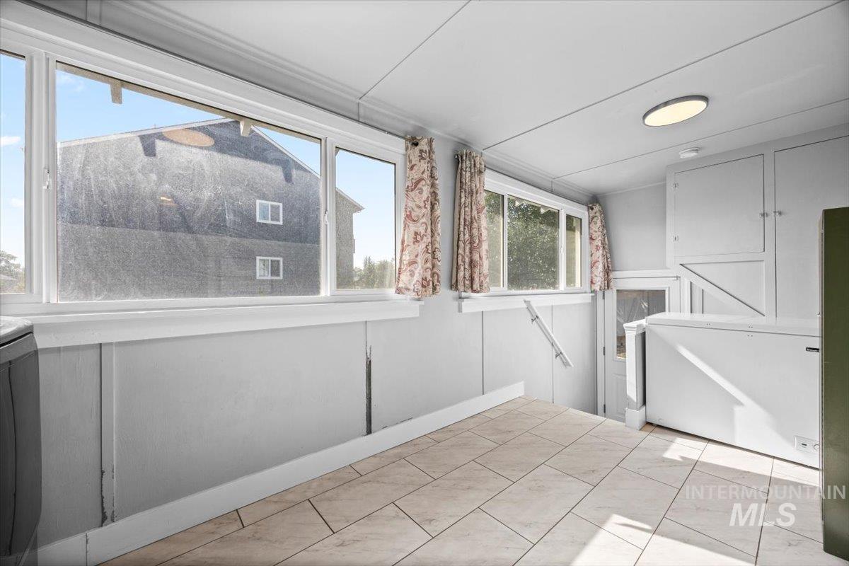 1802 S Kimball Ave, Caldwell, Idaho 83605, 4 Bedrooms, 2 Bathrooms, Residential For Sale, Price $440,000,MLS 98973050