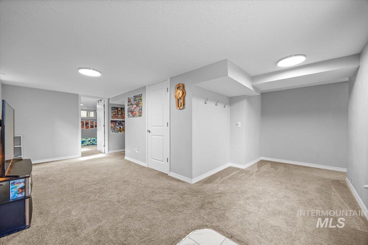 1802 S Kimball Ave, Caldwell, Idaho 83605, 4 Bedrooms, 2 Bathrooms, Residential For Sale, Price $440,000,MLS 98973050