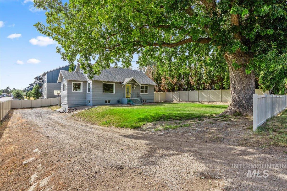 1802 S Kimball Ave, Caldwell, Idaho 83605, 4 Bedrooms, 2 Bathrooms, Residential For Sale, Price $440,000,MLS 98973050
