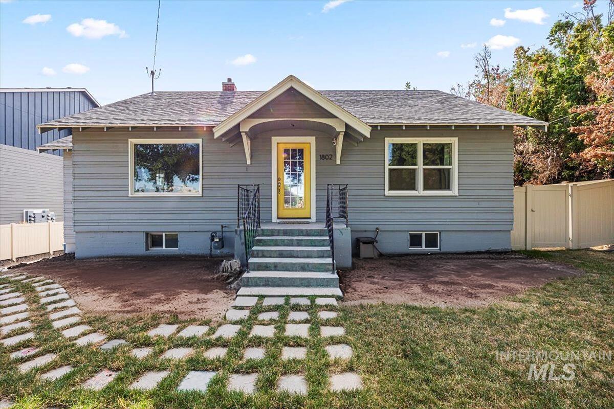 1802 S Kimball Ave, Caldwell, Idaho 83605, 4 Bedrooms, 2 Bathrooms, Residential For Sale, Price $440,000,MLS 98973050