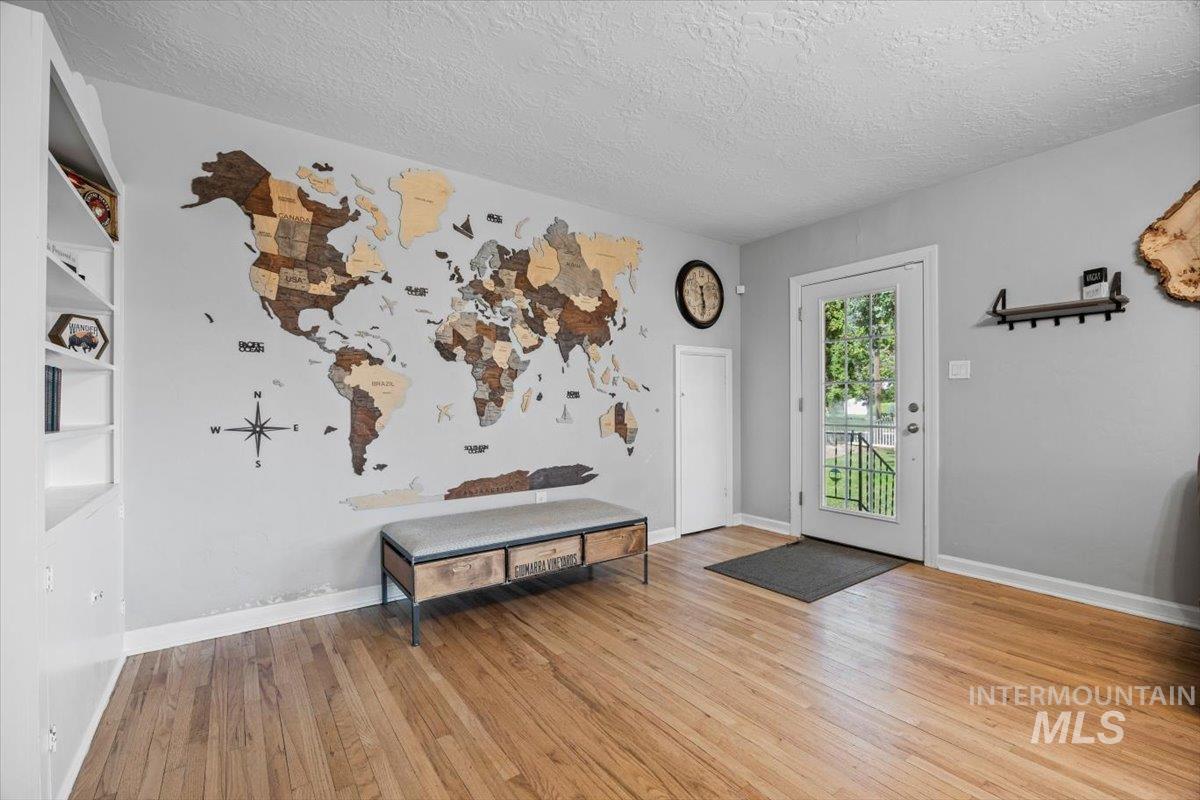 1802 S Kimball Ave, Caldwell, Idaho 83605, 4 Bedrooms, 2 Bathrooms, Residential For Sale, Price $440,000,MLS 98973050