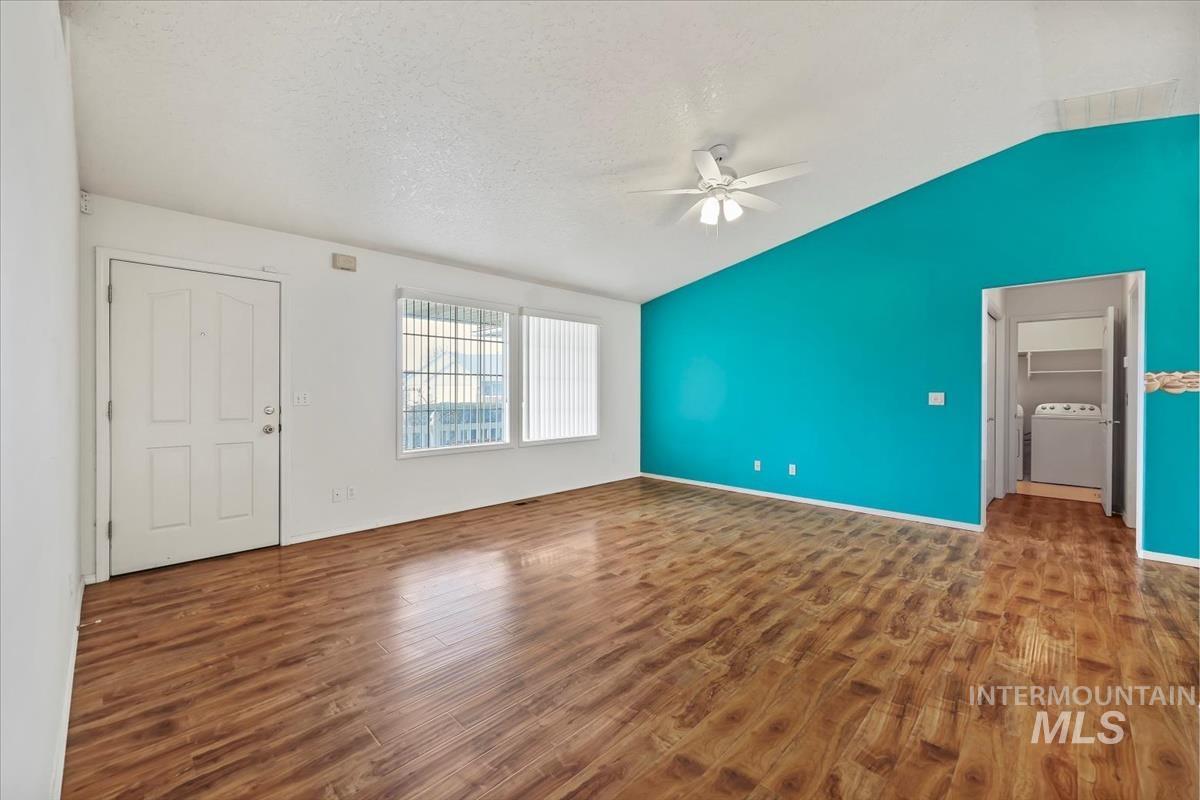 3413 Saraset Cir, Caldwell, Idaho 83605, 3 Bedrooms, 2 Bathrooms, Residential For Sale, Price $329,900,MLS 98973051