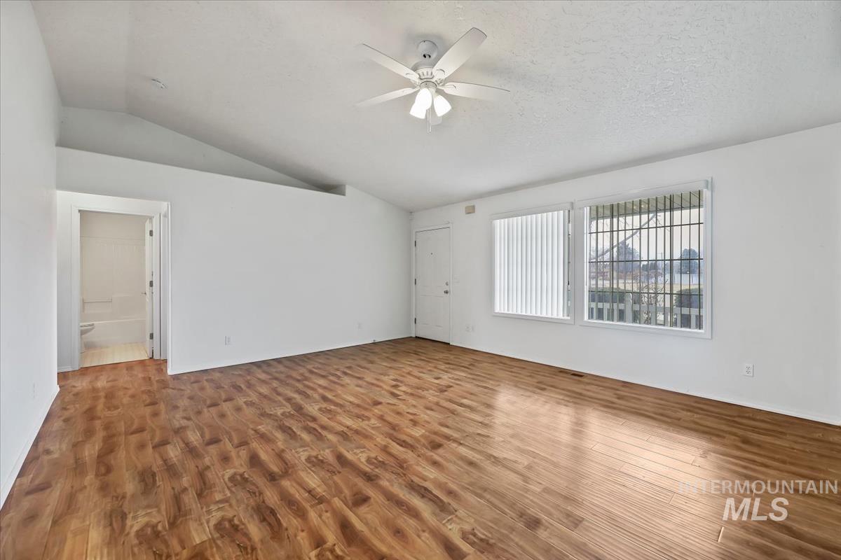 3413 Saraset Cir, Caldwell, Idaho 83605, 3 Bedrooms, 2 Bathrooms, Residential For Sale, Price $329,900,MLS 98973051