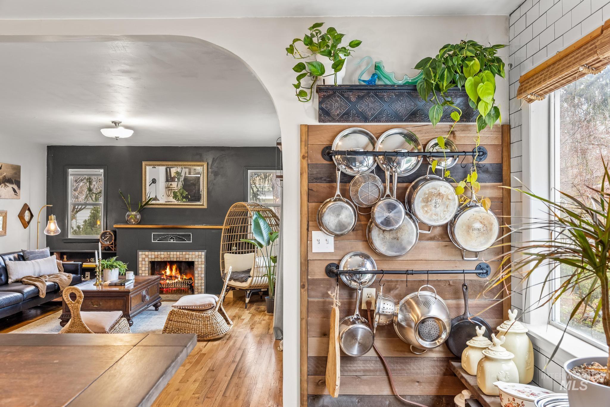 3203 N Treasure Dr, Boise, Idaho 83703, 5 Bedrooms, 2 Bathrooms, Residential For Sale, Price $725,000,MLS 98973052