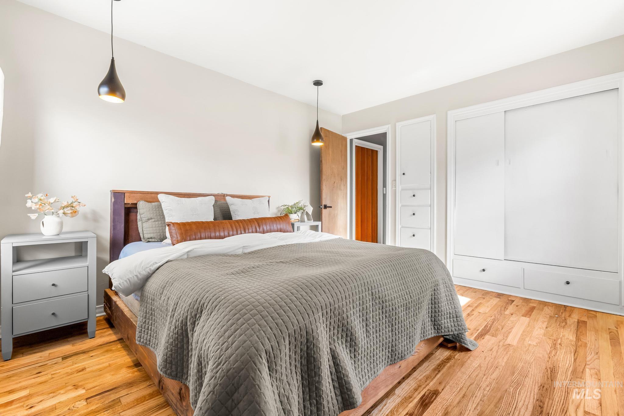 3203 N Treasure Dr, Boise, Idaho 83703, 5 Bedrooms, 2 Bathrooms, Residential For Sale, Price $725,000,MLS 98973052