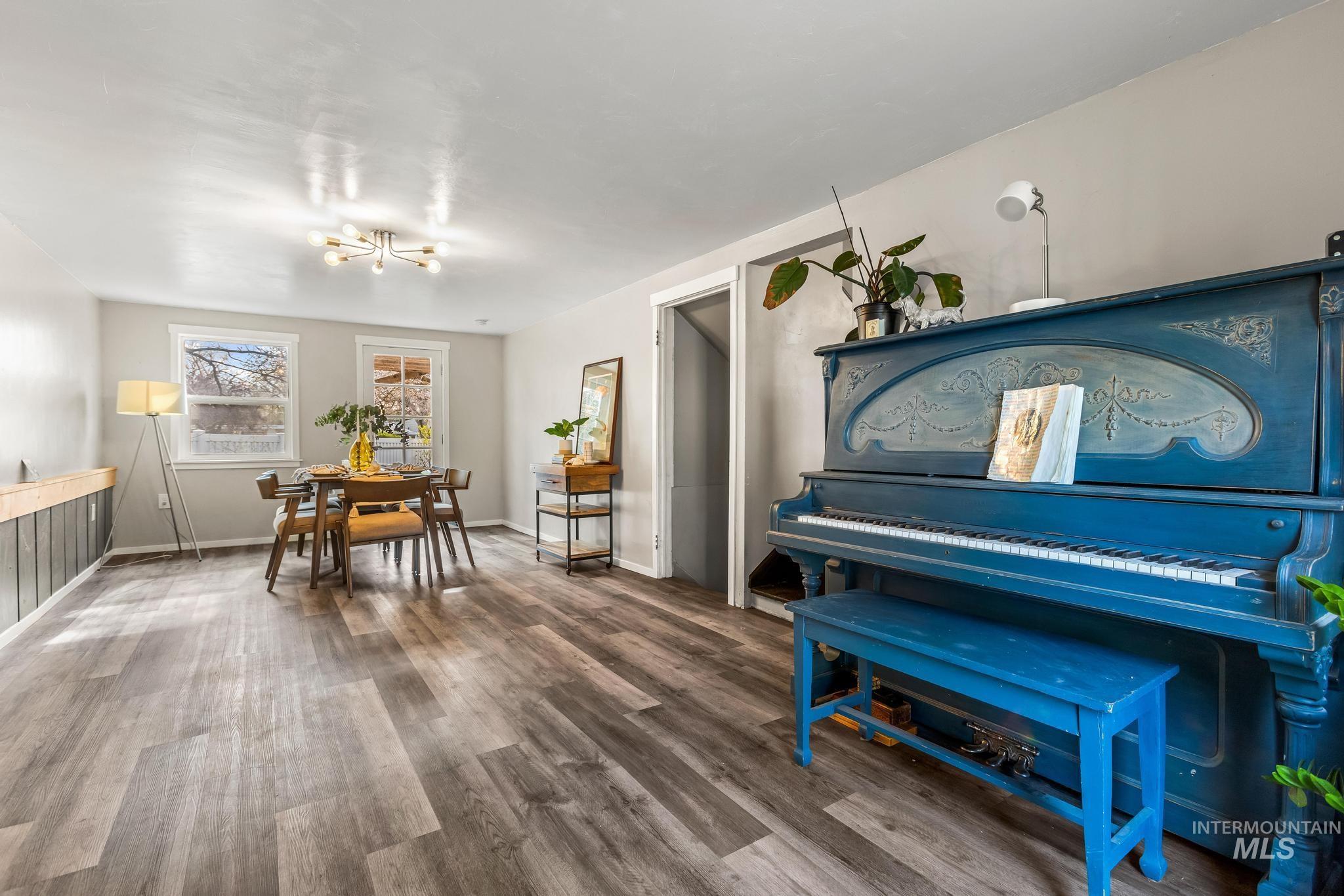 3203 N Treasure Dr, Boise, Idaho 83703, 5 Bedrooms, 2 Bathrooms, Residential For Sale, Price $725,000,MLS 98973052