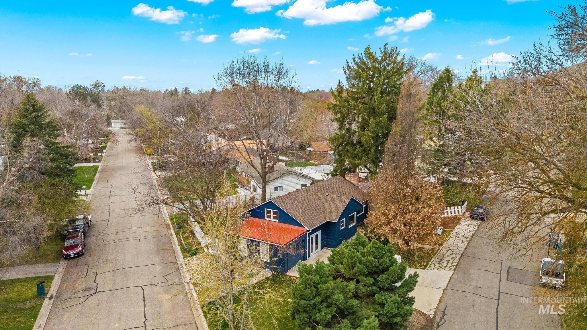 3203 N Treasure Dr, Boise, Idaho 83703, 5 Bedrooms, 2 Bathrooms, Residential For Sale, Price $725,000,MLS 98973052