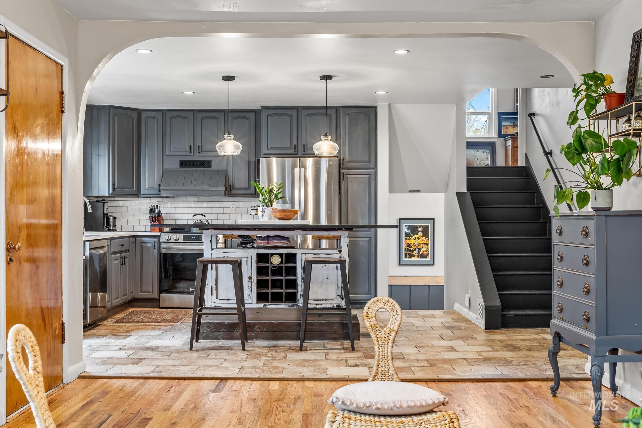 3203 N Treasure Dr, Boise, Idaho 83703, 5 Bedrooms, 2 Bathrooms, Residential For Sale, Price $725,000,MLS 98973052