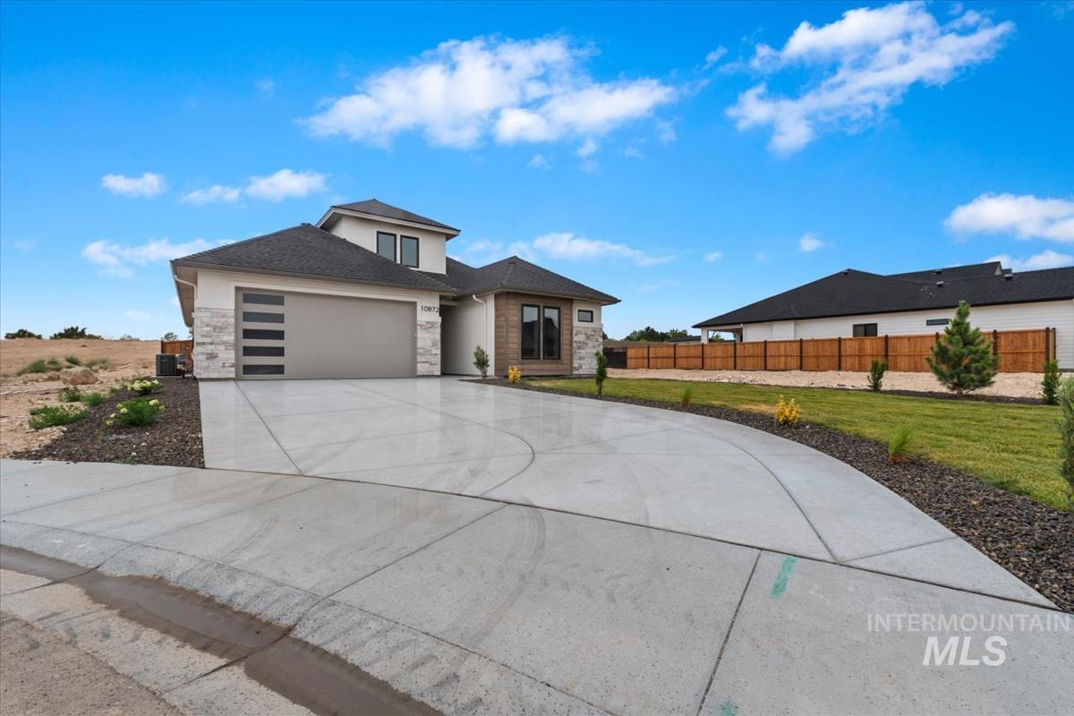 10872 W Barnbougle Ln., Kuna, Idaho 83634, 3 Bedrooms, 2.5 Bathrooms, Residential For Sale, Price $606,880, 98973053