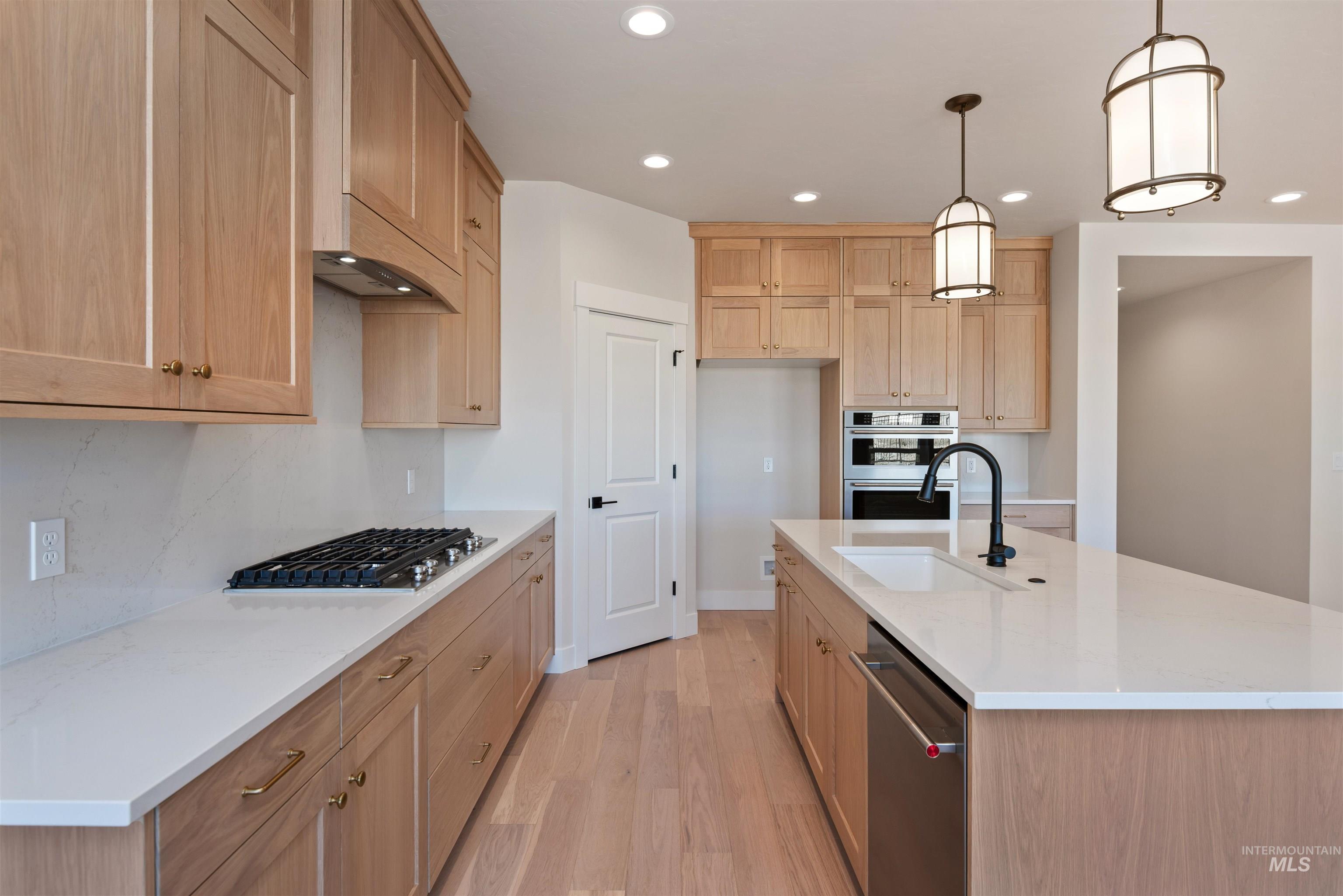 10872 W Barnbougle, Kuna, Idaho 83634, 3 Bedrooms, 2.5 Bathrooms, Residential For Sale, Price $634,880,MLS 98973053