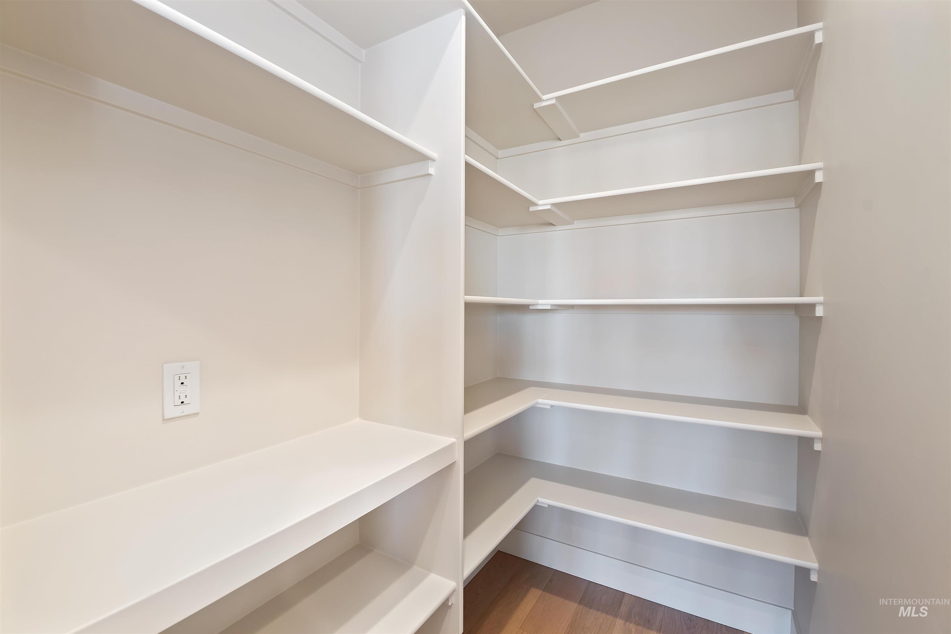 10872 W Barnbougle, Kuna, Idaho 83634, 3 Bedrooms, 2.5 Bathrooms, Residential For Sale, Price $634,880,MLS 98973053