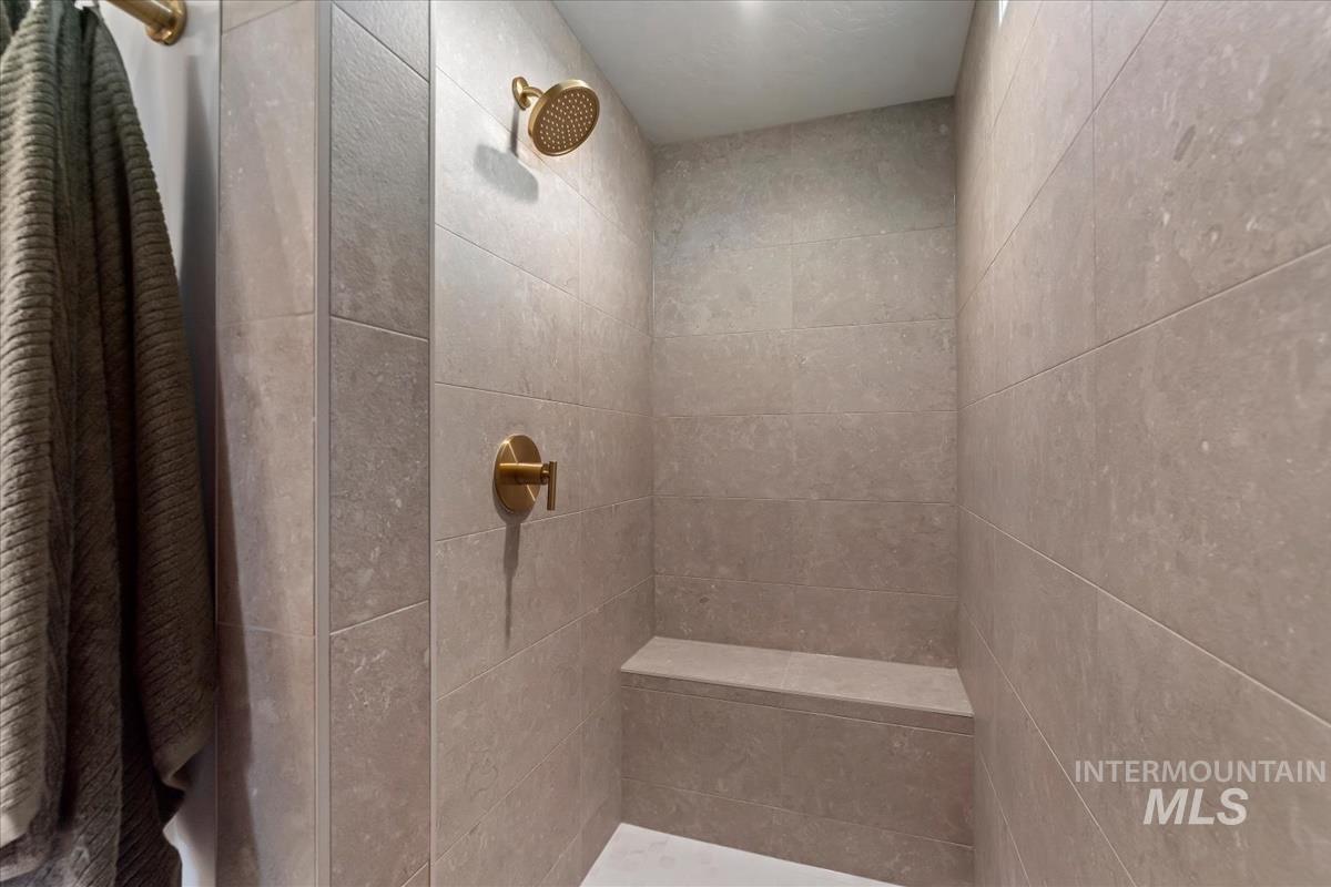 10872 W Barnbougle Ln., Kuna, Idaho 83634, 3 Bedrooms, 2.5 Bathrooms, Residential For Sale, Price $606,880, 98973053